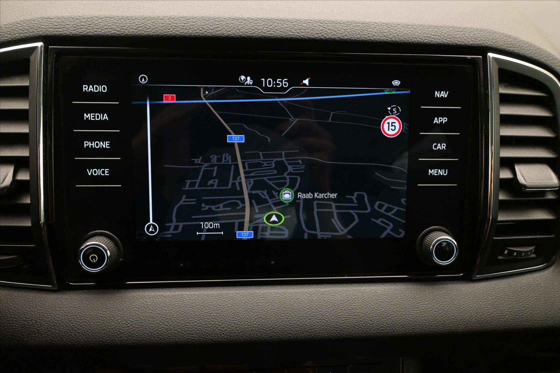 Hlavní fotografie vozu Škoda Karoq 2,0 TDI 85 kW Clever Záruka až 5 let (20)