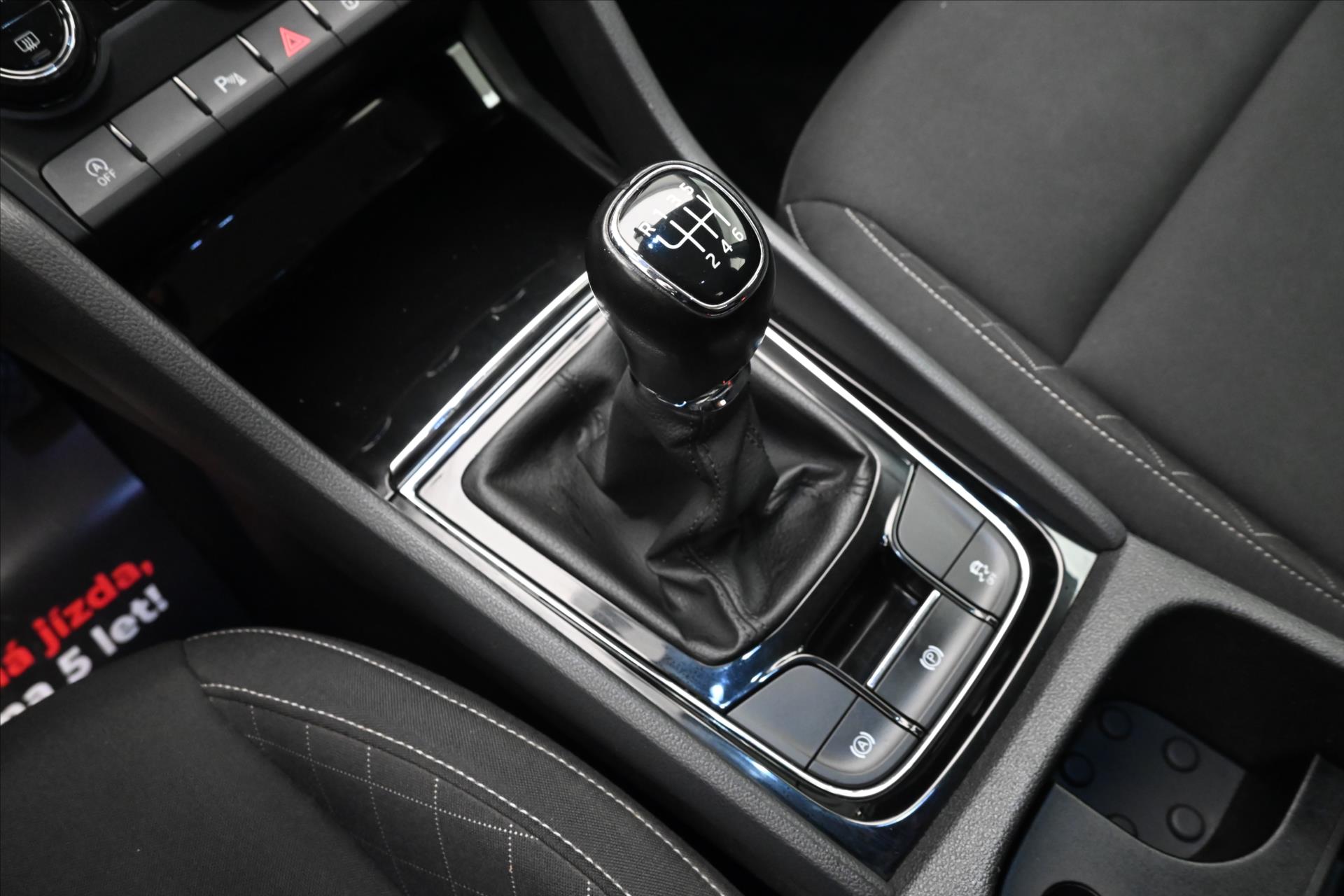 Hlavní fotografie vozu Škoda Karoq 2,0 TDI 85 kW Clever Záruka až 5 let (22)