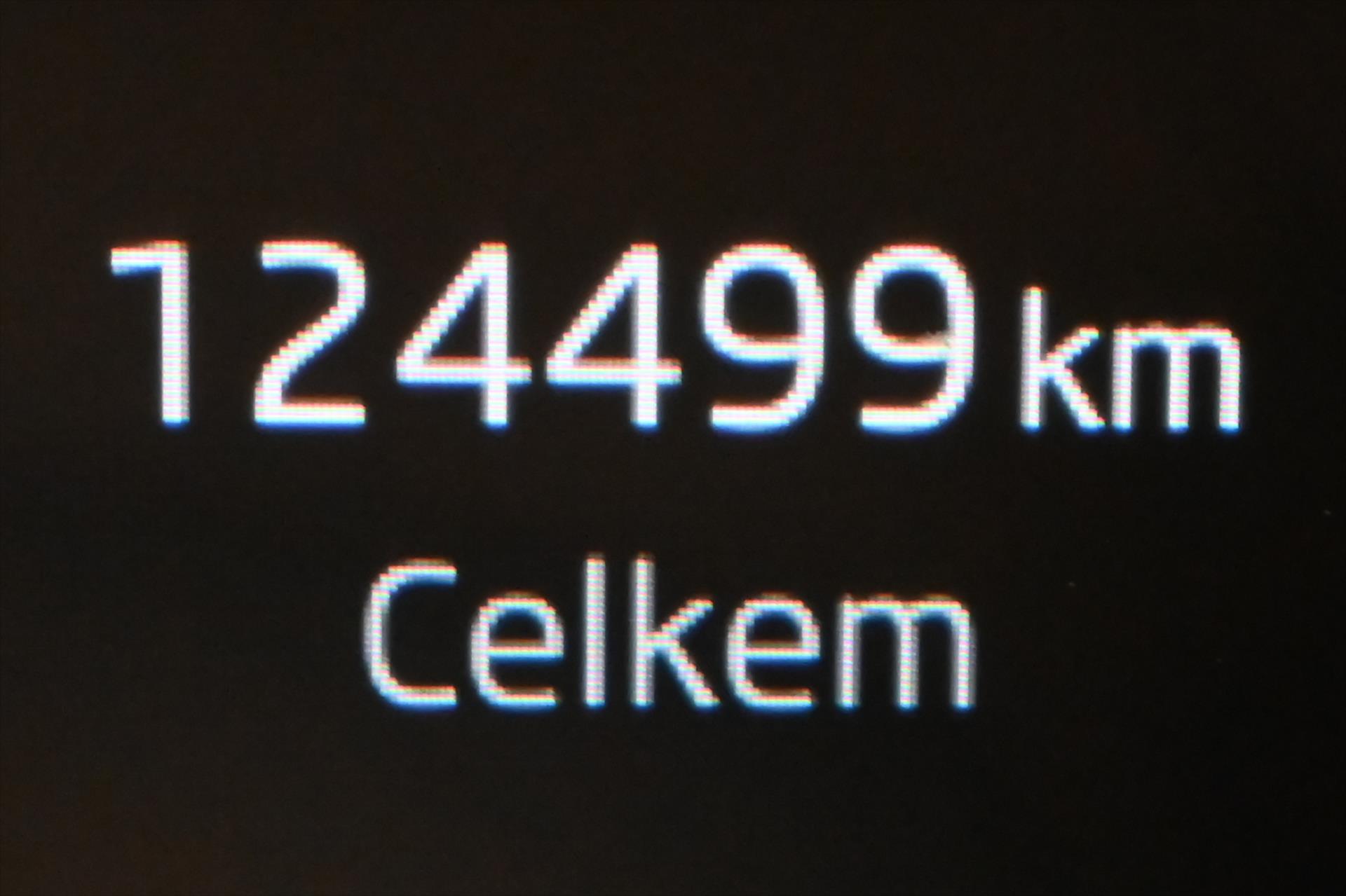 Hlavní fotografie vozu Škoda Karoq 2,0 TDI 85 kW DSG VIRTUAL TAŽNÉ Záruka až 5 let (17)