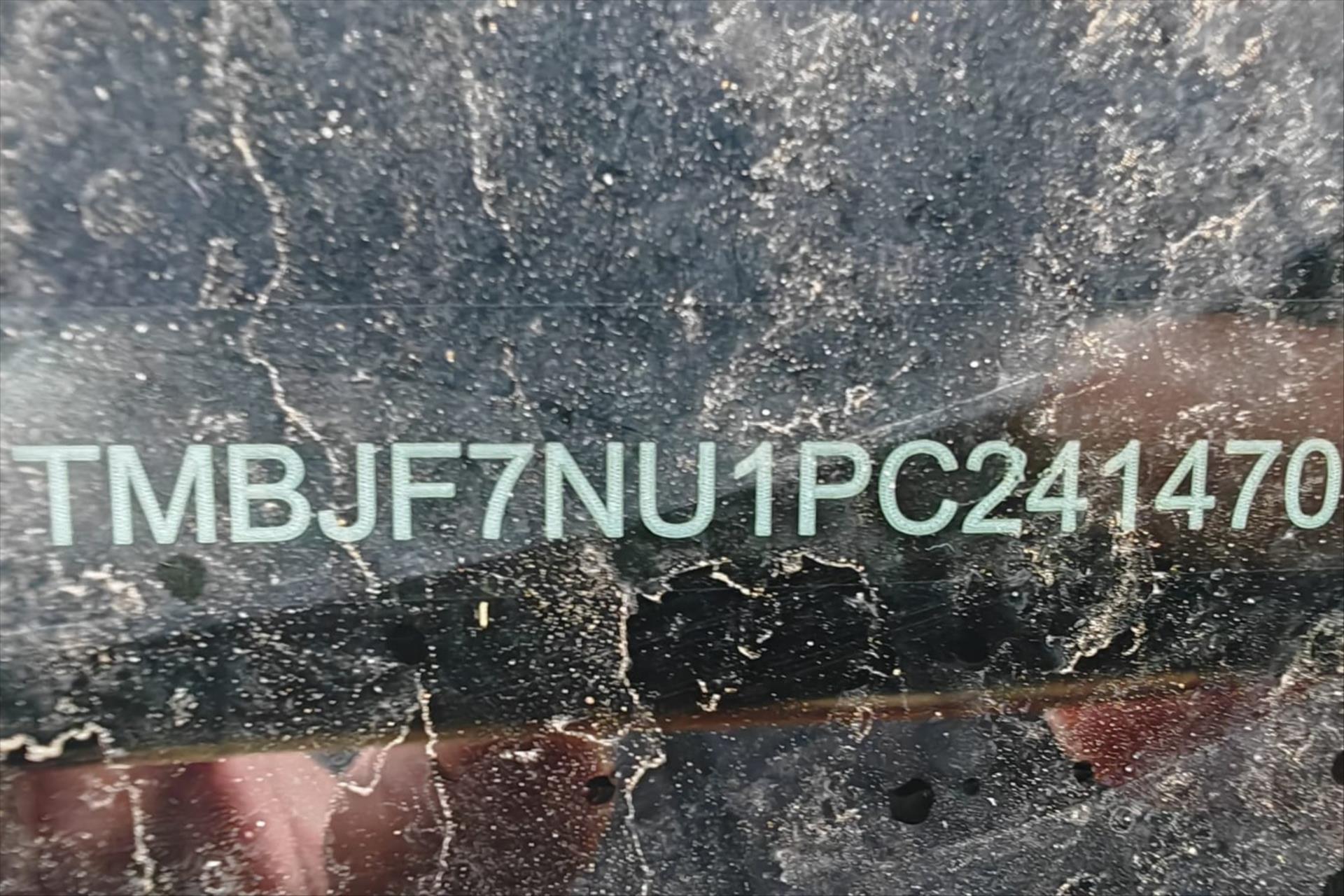 Hlavní fotografie vozu Škoda Karoq 2,0 TDI 85kW DSG Ambition VŮZ PŘIPRAVUJEME K PRODEJI (2)