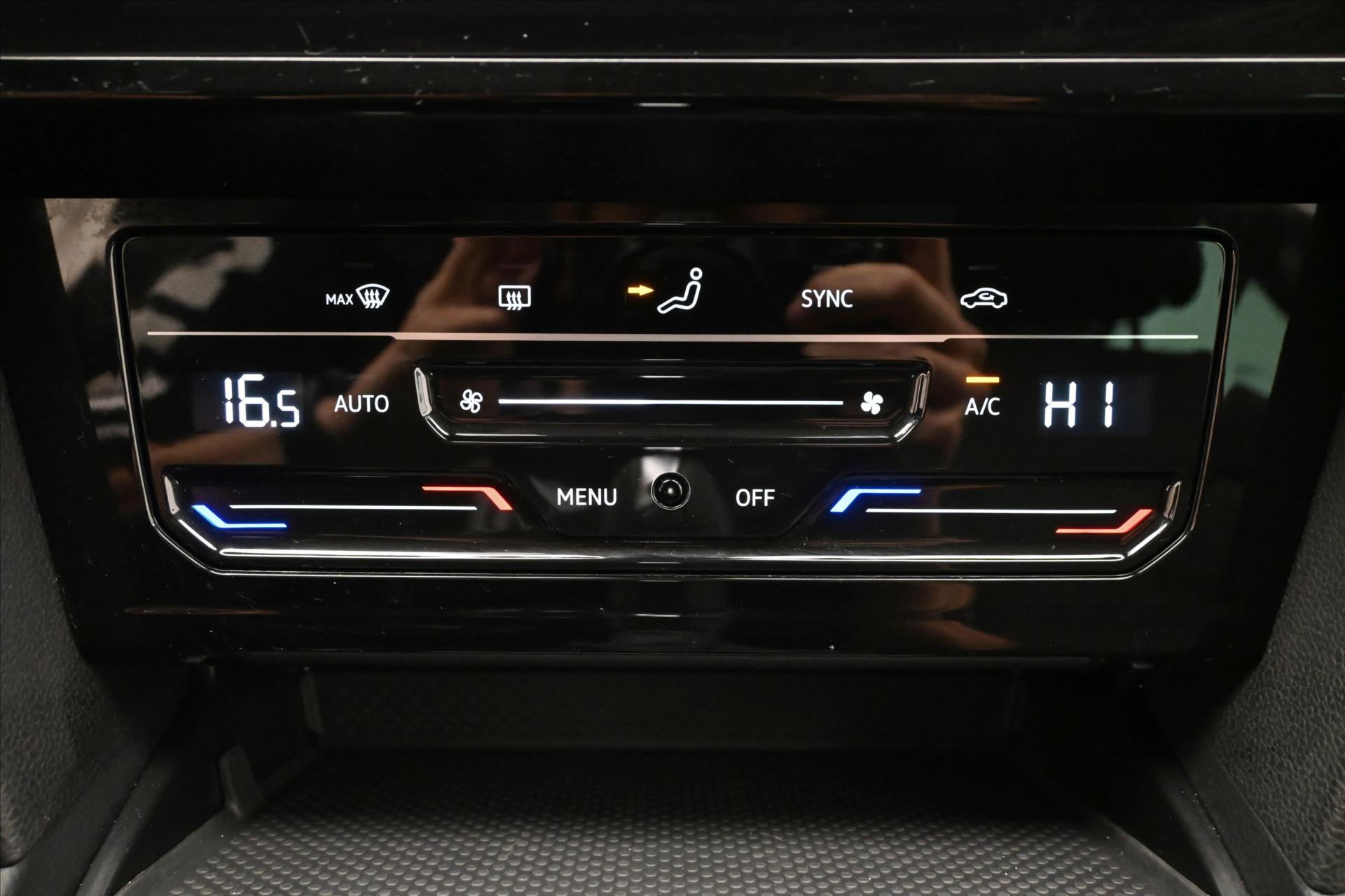 Hlavní fotografie vozu Volkswagen Passat 2,0 TDI 110 kW DSG Business Záruka až 5 let (21)