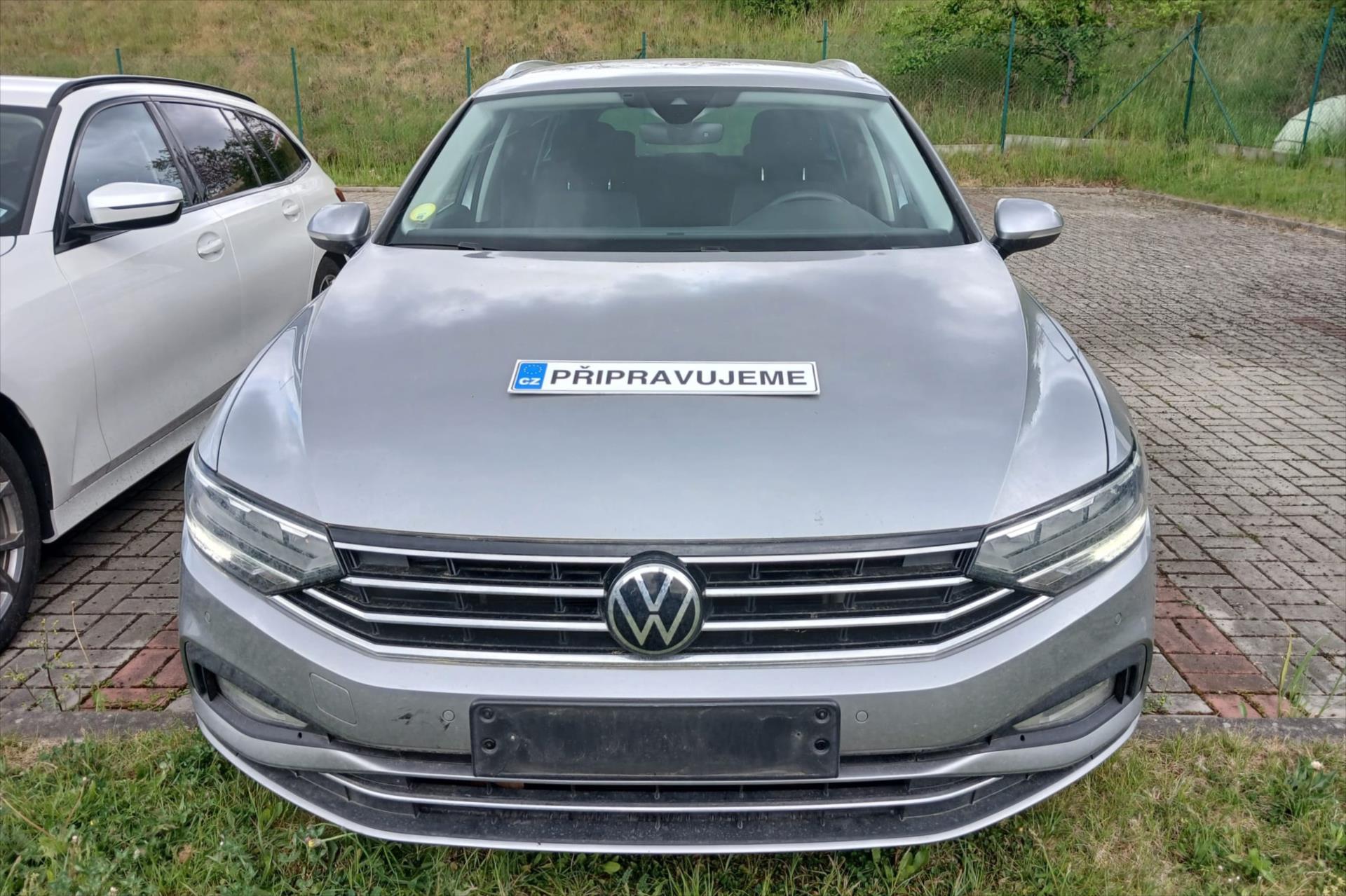 Volkswagen Passat 2,0 TDI 110kW DSG Business VŮZ PŘIPRAVUJEME K PRODEJI