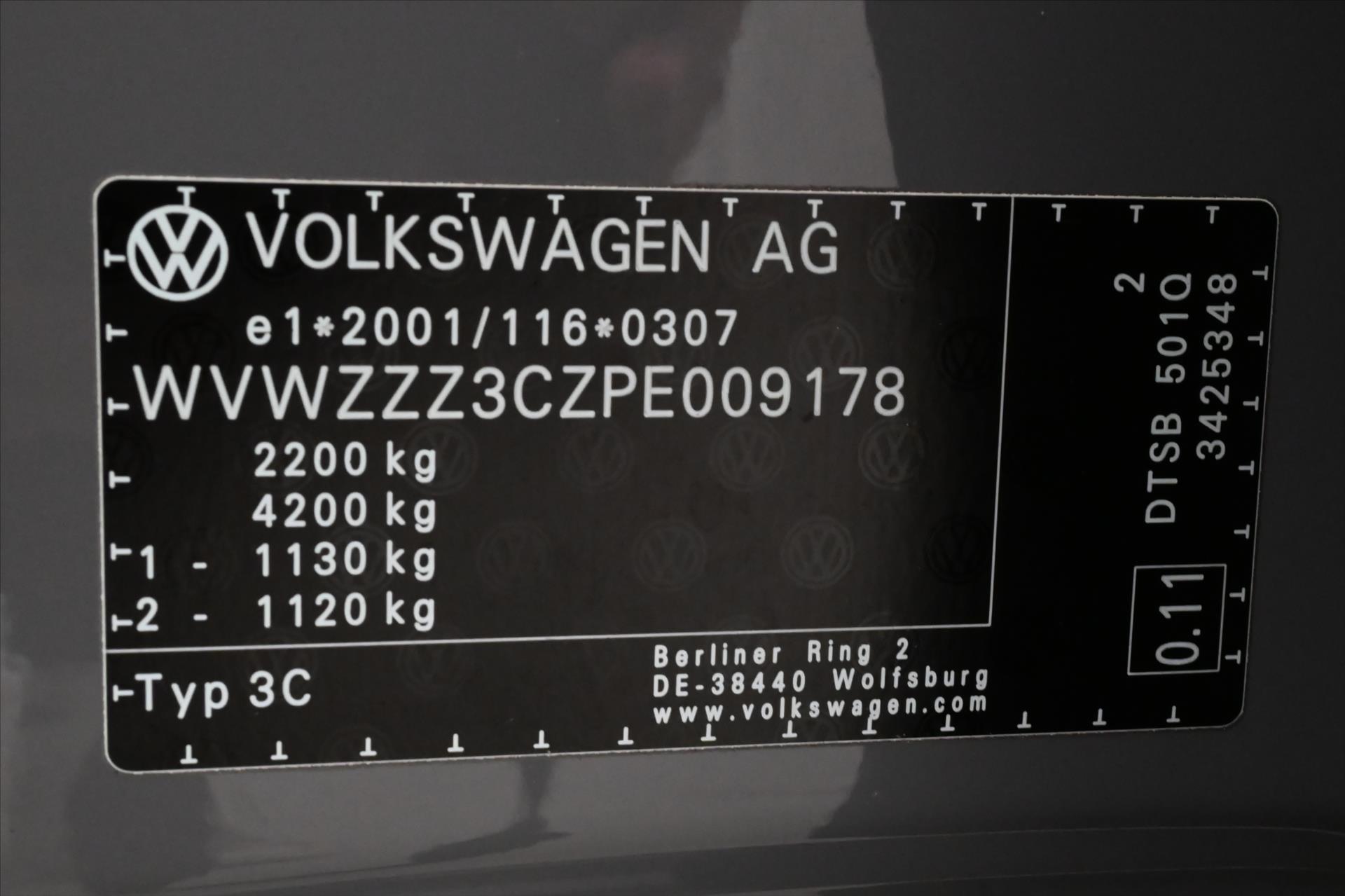 Hlavní fotografie vozu Volkswagen Passat 2,0 TDI 110kW DSG Business Záruka až 5 let (12)