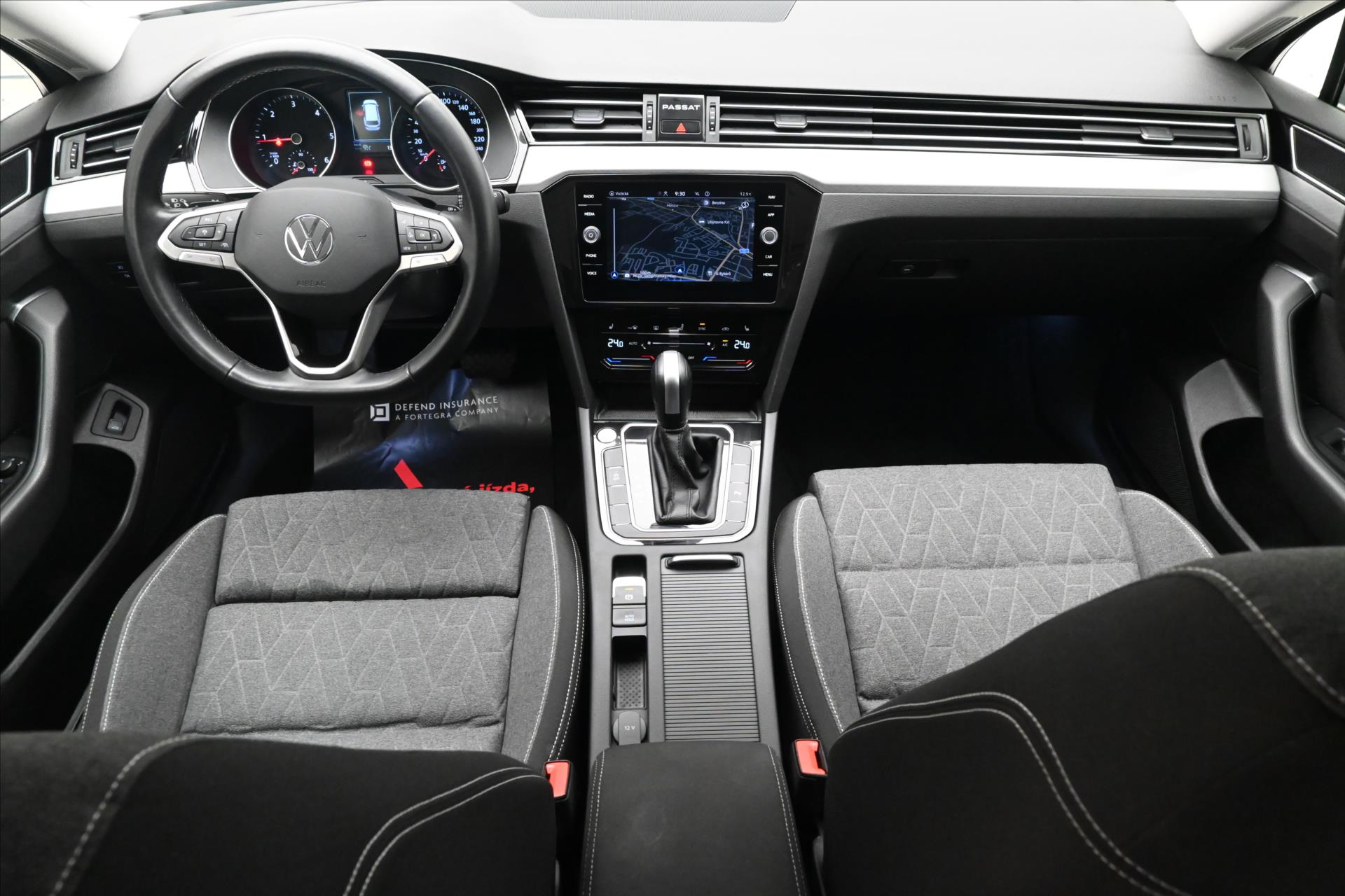 Hlavní fotografie vozu Volkswagen Passat 2,0 TDI 110kW DSG Business Záruka až 5 let (15)