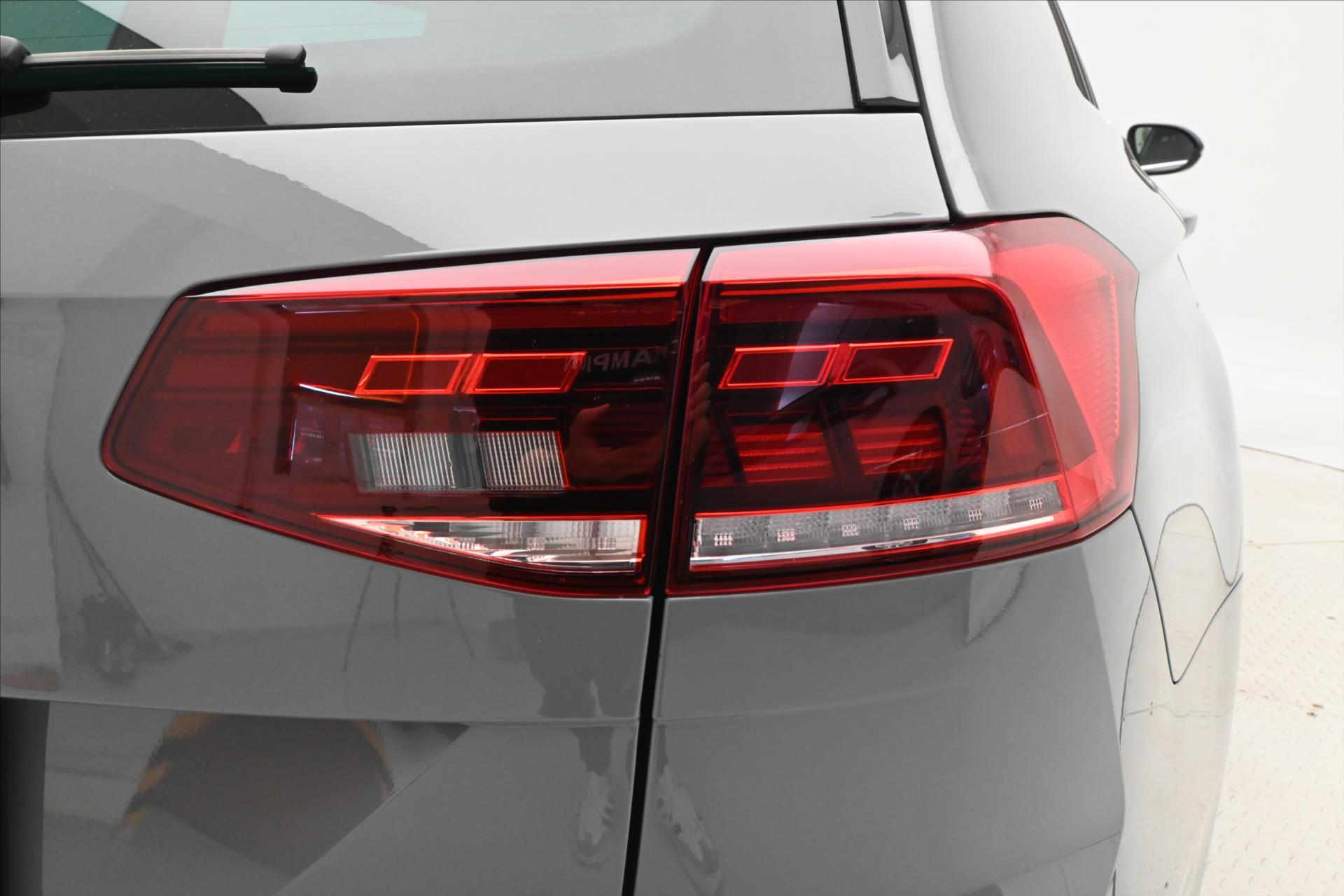 Hlavní fotografie vozu Volkswagen Passat 2,0 TDI 110kW DSG Business Záruka až 5 let (31)