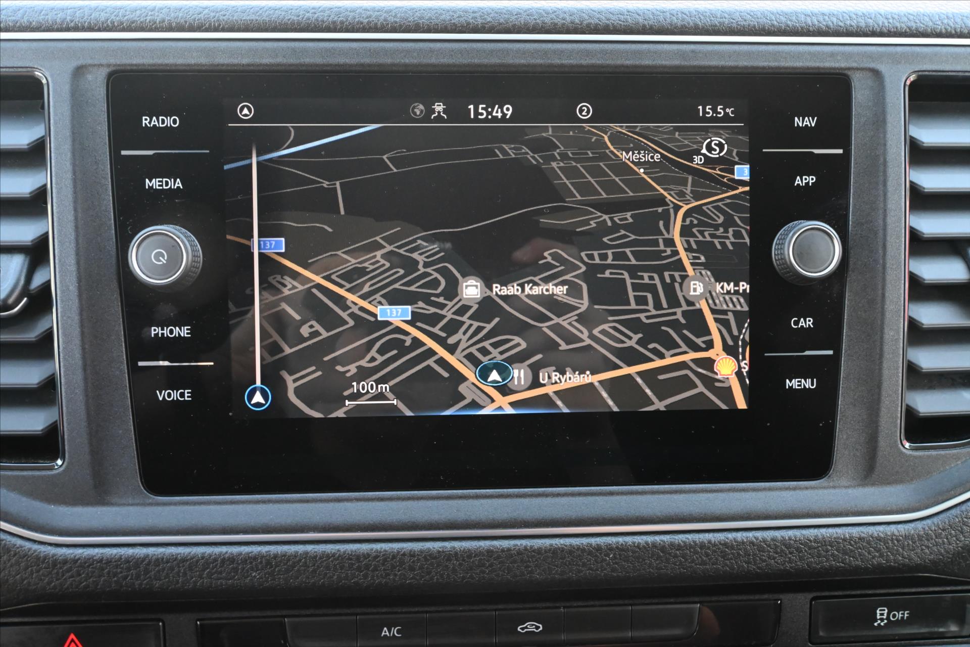 Hlavní fotografie vozu Volkswagen Crafter 2,0 TDI 103kW L2H2 Navi Plošina Záruka až 5 let (20)