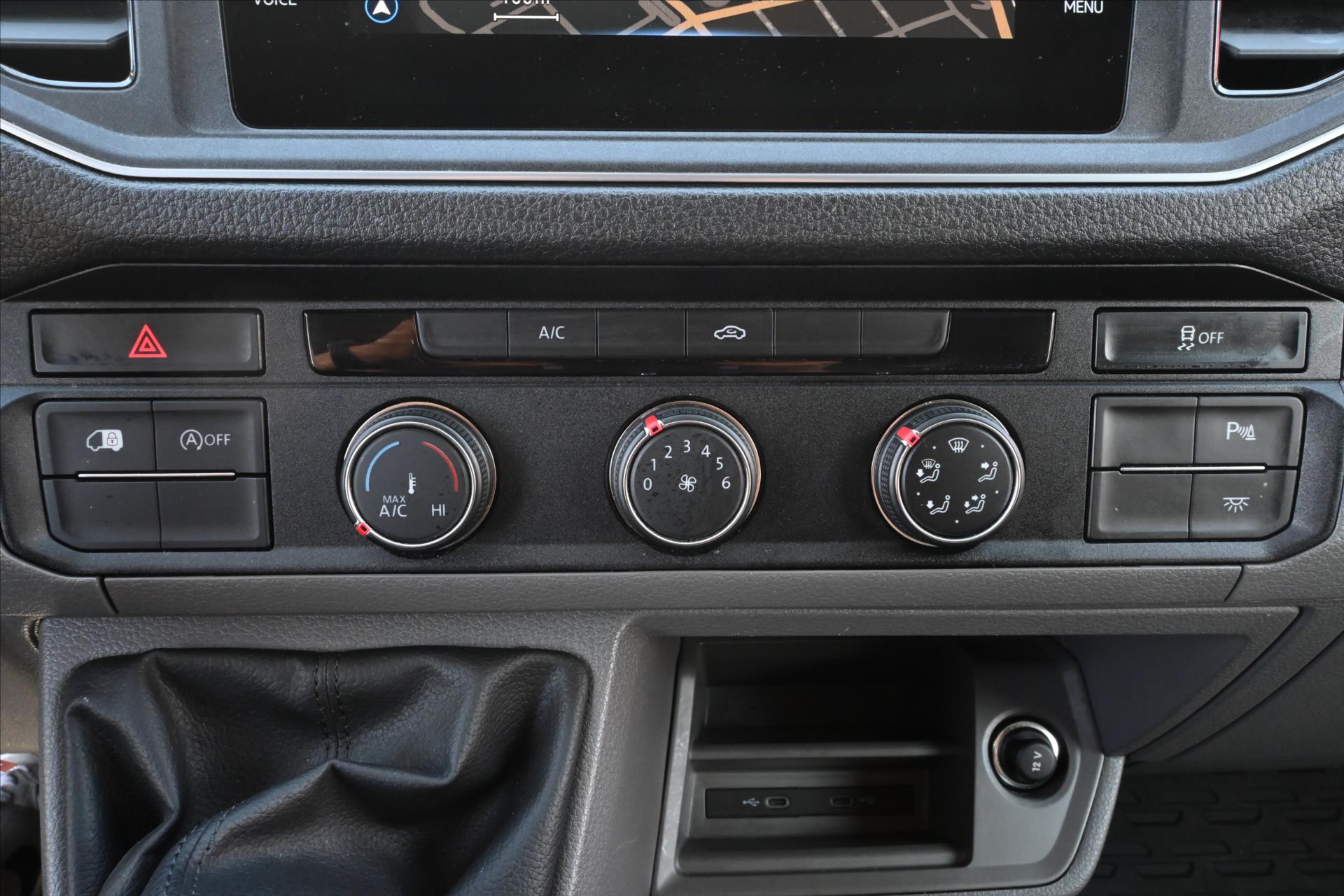 Hlavní fotografie vozu Volkswagen Crafter 2,0 TDI 103kW L2H2 Navi Plošina Záruka až 5 let (22)