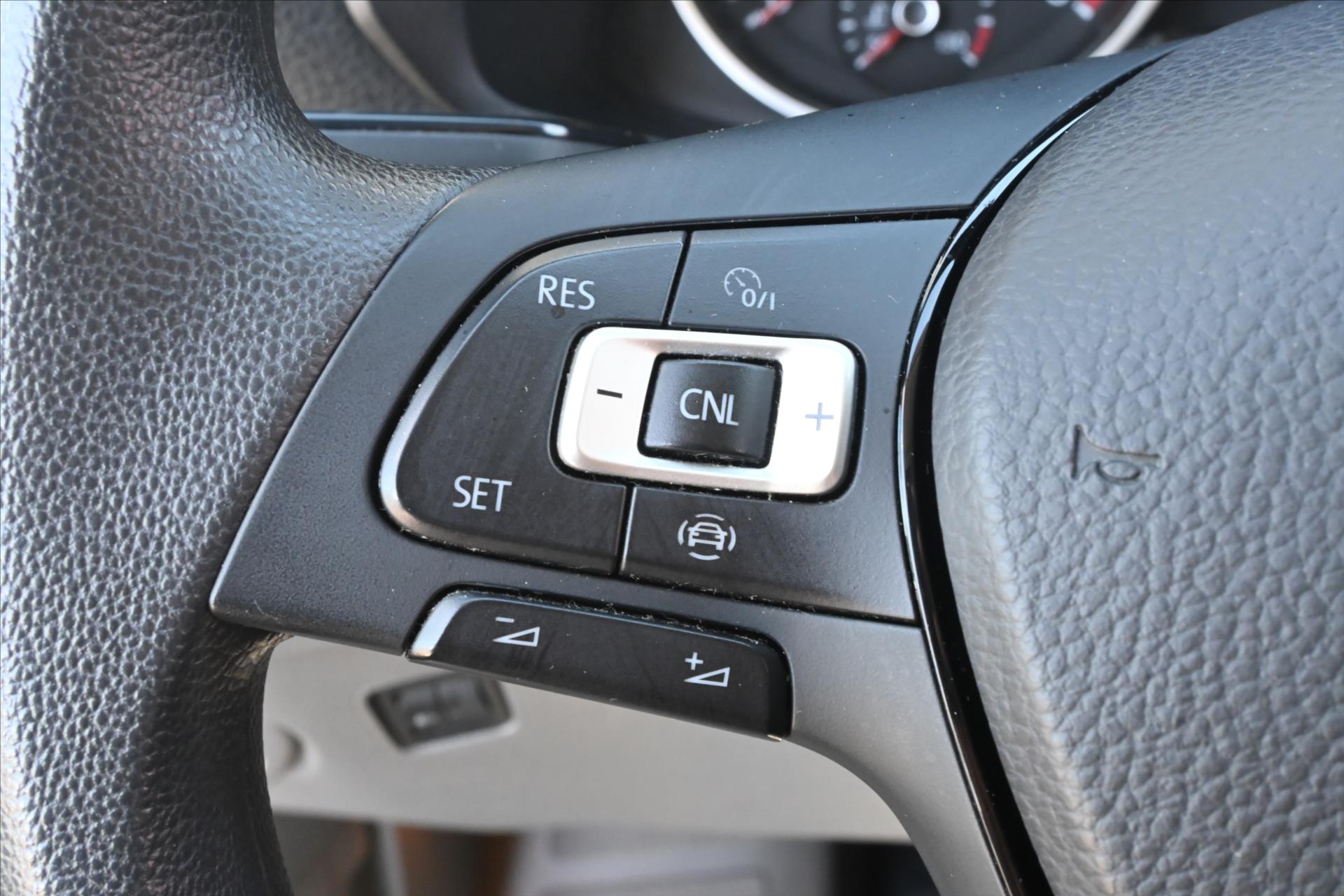 Hlavní fotografie vozu Volkswagen Crafter 2,0 TDI 103kW L2H2 Navi Plošina Záruka až 5 let (24)