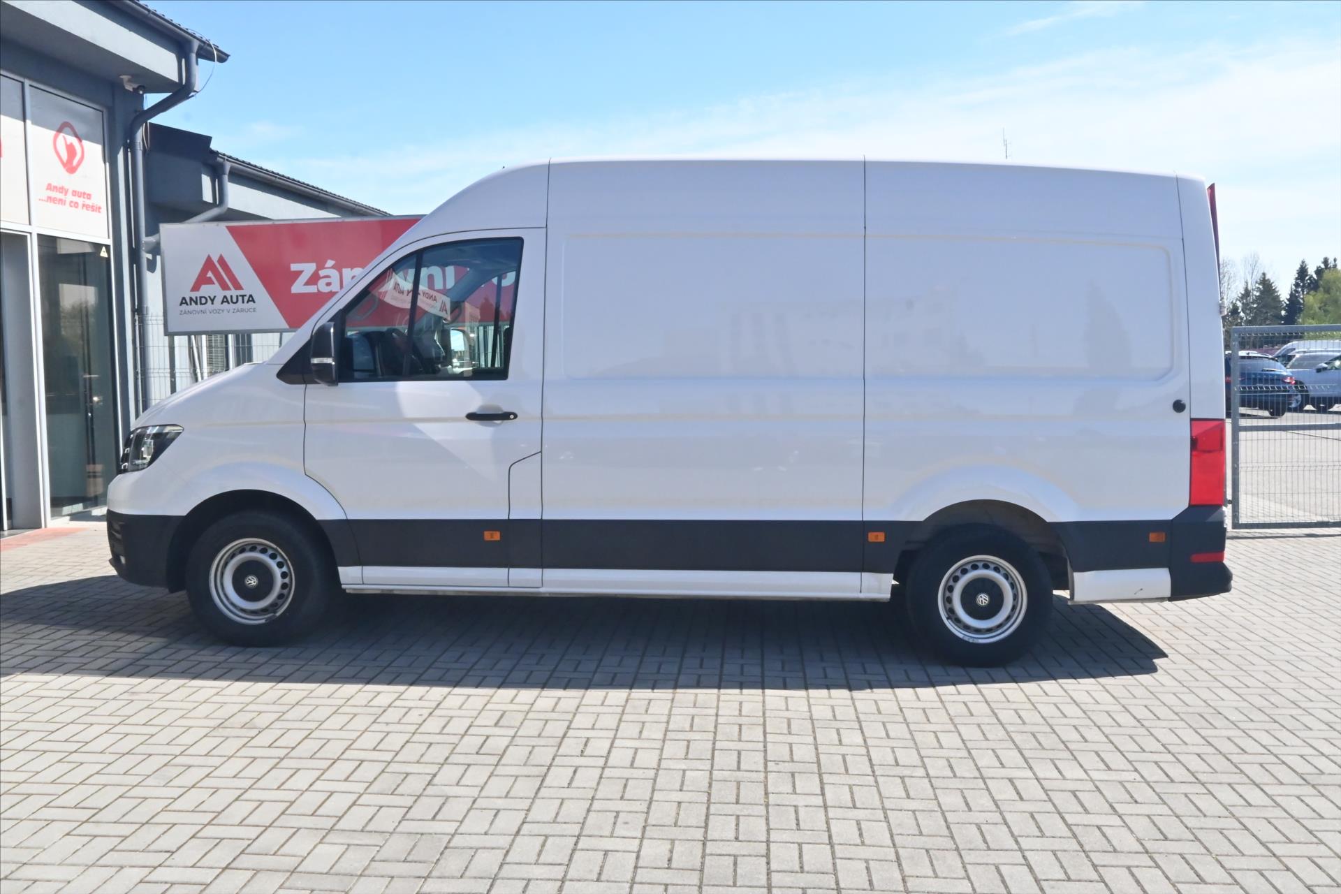 Hlavní fotografie vozu Volkswagen Crafter 2,0 TDI 103kW L2H2 Navi Plošina Záruka až 5 let (8)