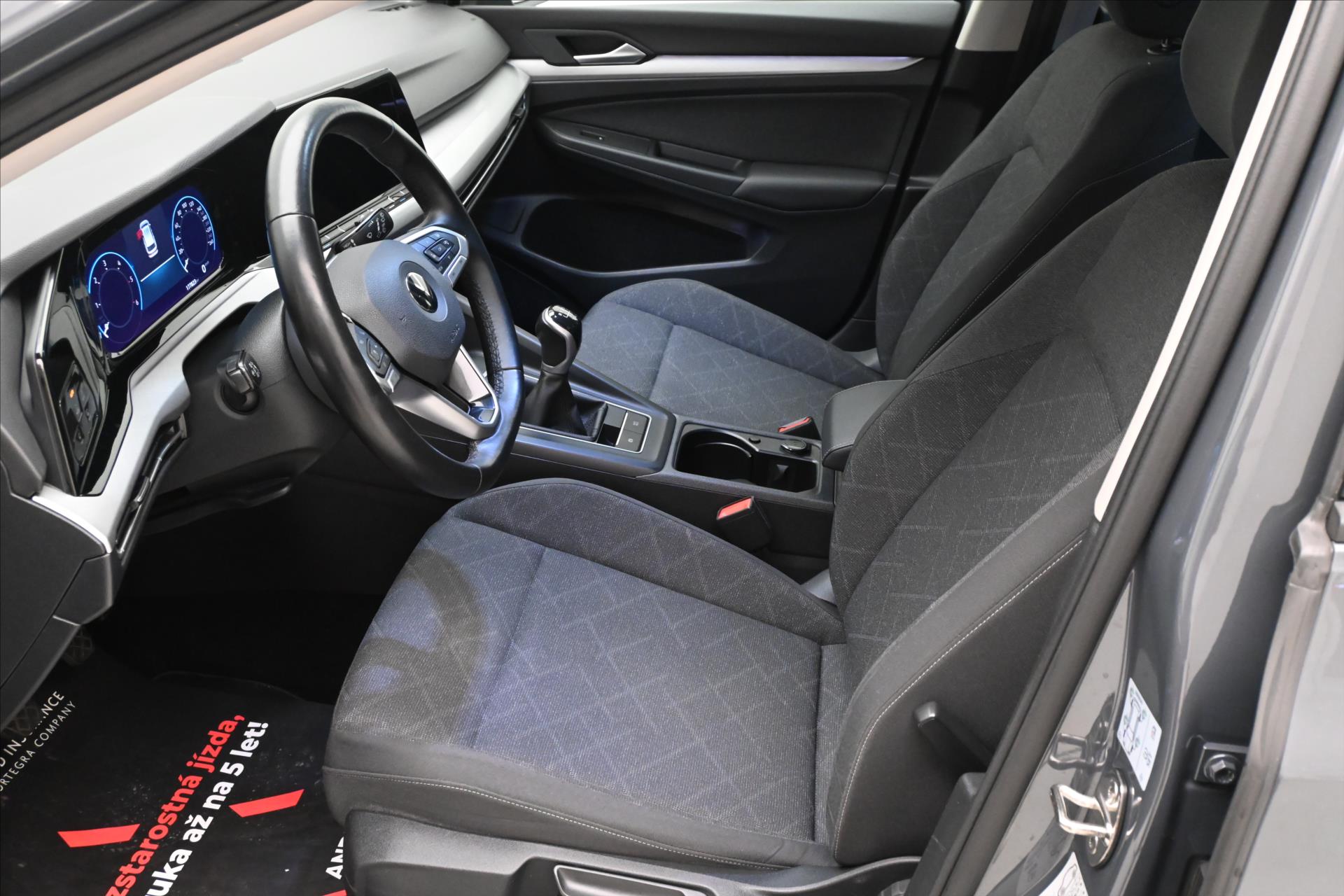 Hlavní fotografie vozu Volkswagen Golf 2,0 TDI 110 kW Life Záruka až 5 let (13)