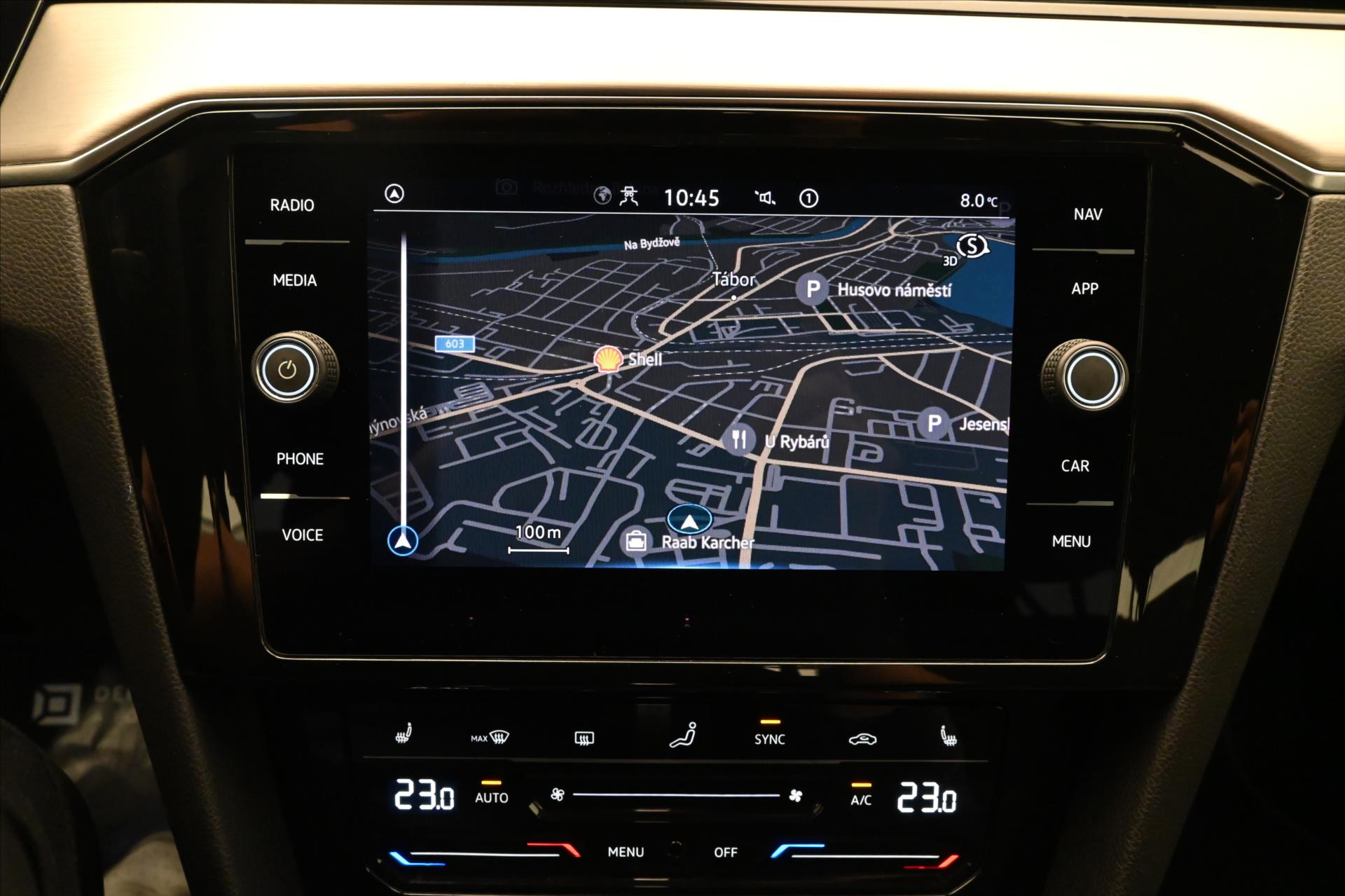 Hlavní fotografie vozu Volkswagen Passat 2,0 TDI 110kW DSG Businnes Záruka až 5 let (20)