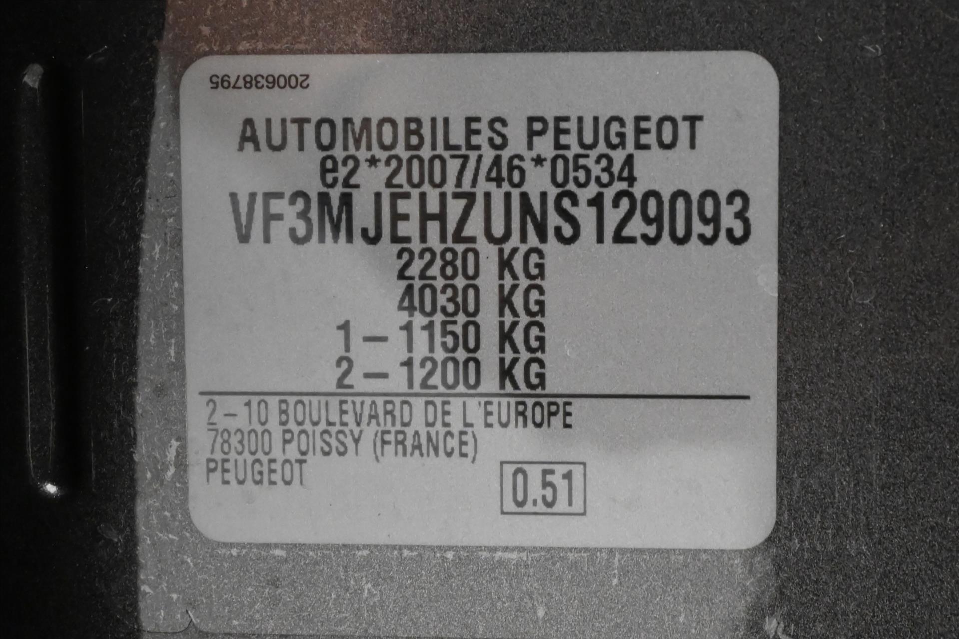 Hlavní fotografie vozu Peugeot 5008 2,0 BlueHdi 130 kW AT Allure 7míst Záruka až 5 let (13)