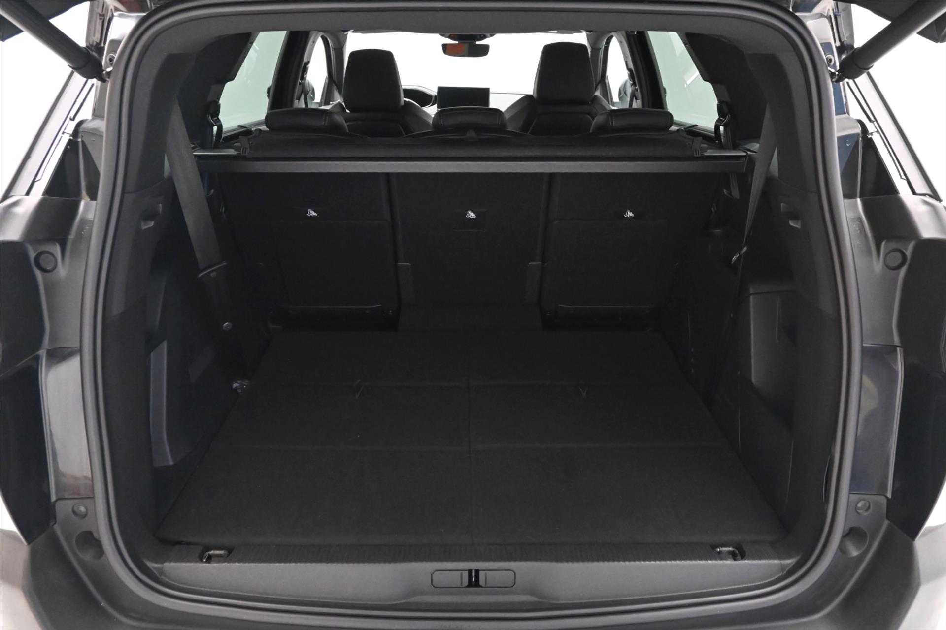 Hlavní fotografie vozu Peugeot 5008 1,5 BlueHDi 96 kW GT AT8 7míst Záruka až 5 let (11)