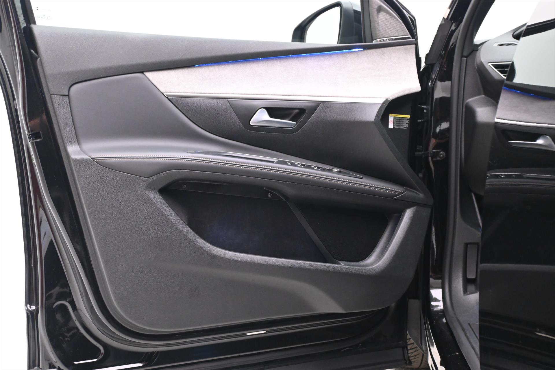 Hlavní fotografie vozu Peugeot 5008 1,5 BlueHDi 96 kW GT AT8 7míst Záruka až 5 let (25)