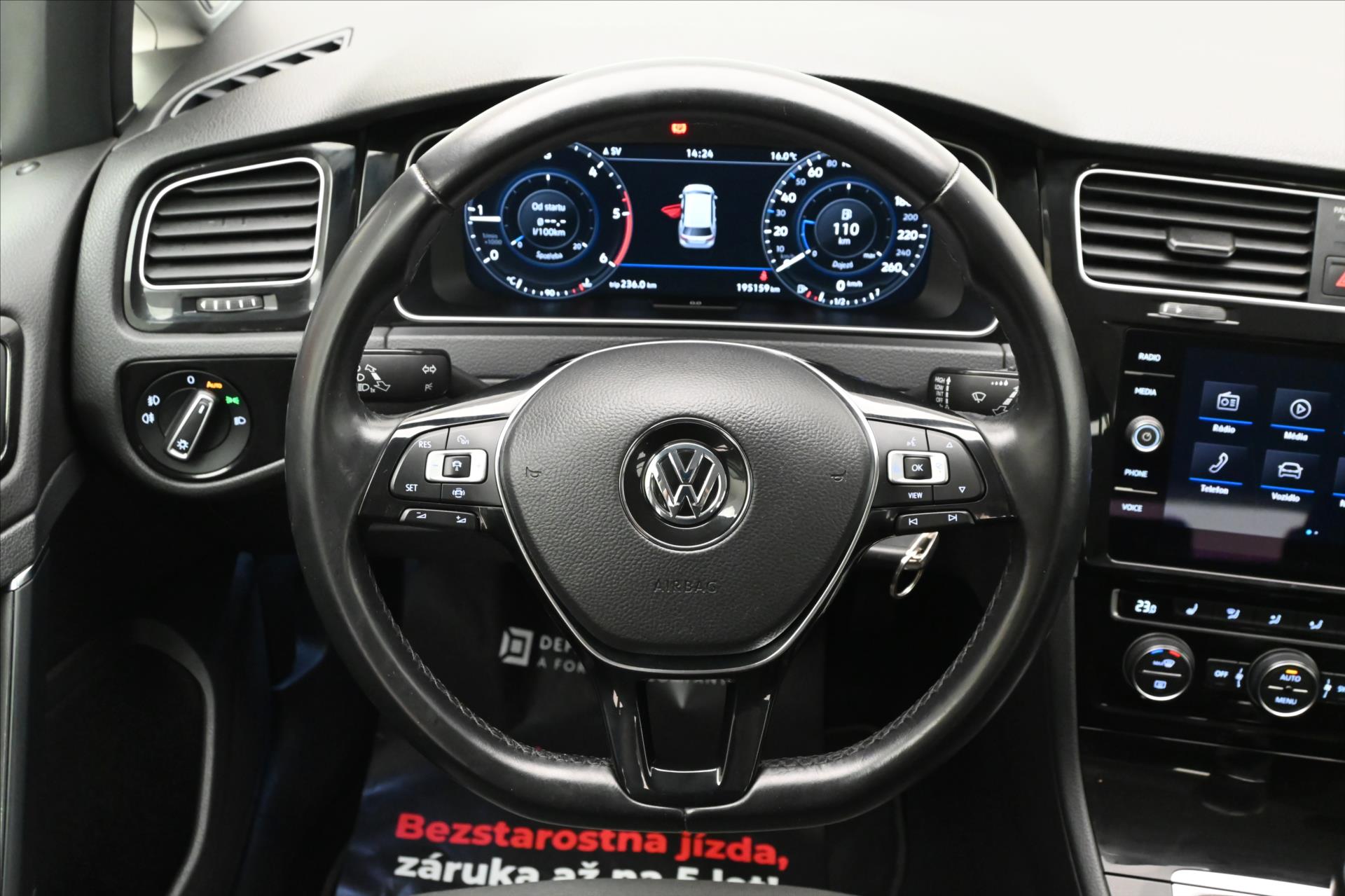Hlavní fotografie vozu Volkswagen Golf 1,6 TDI 85 kW Highline Záruka až 5 let (18)