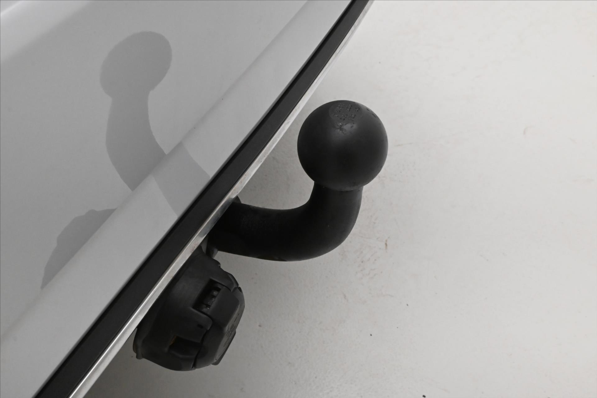 Hlavní fotografie vozu Volkswagen Golf 1,6 TDI 85 kW Highline Záruka až 5 let (27)