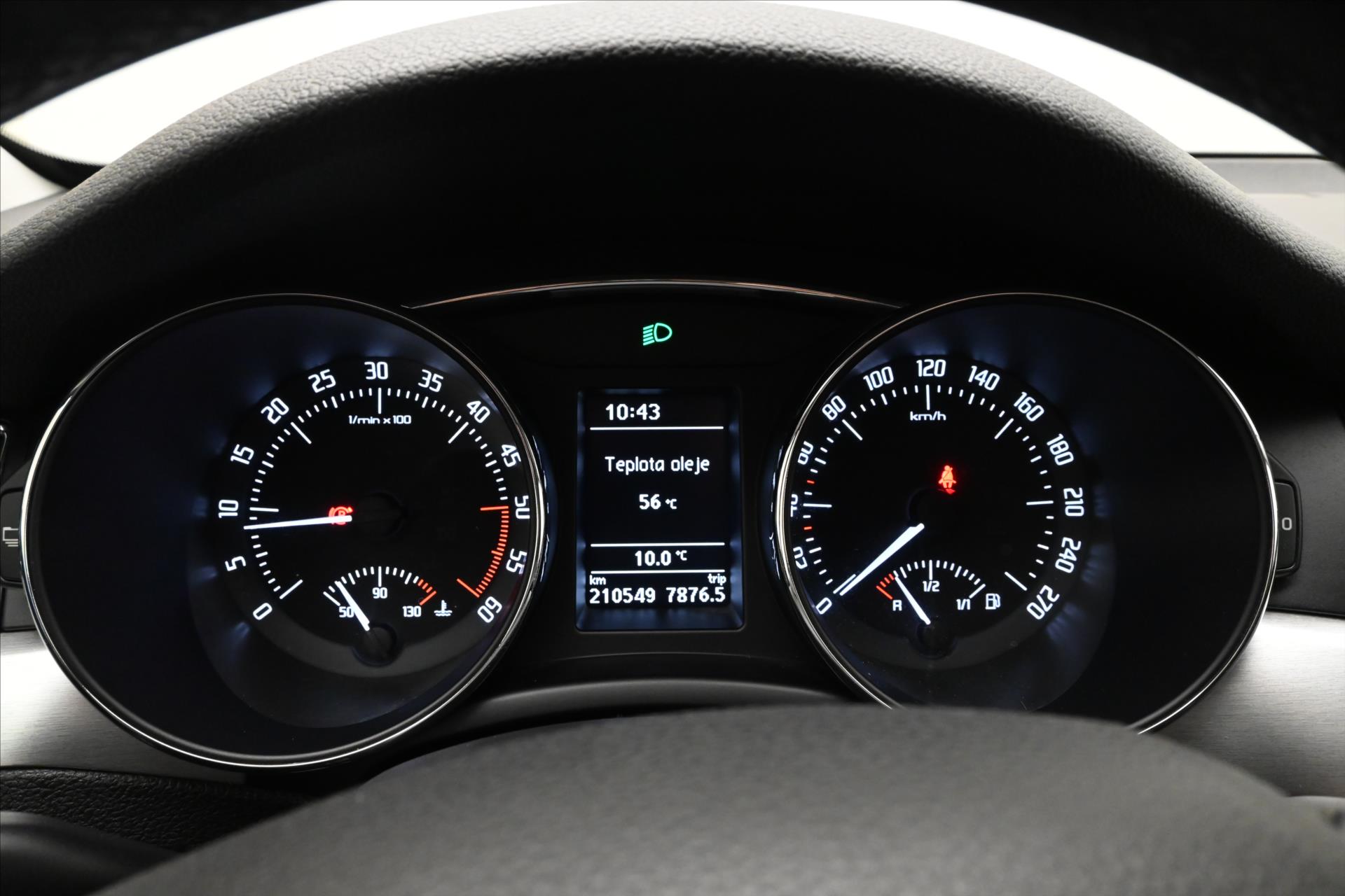 Main photo of the car Skoda Superb 2.0 TDI 125 kW Ambition Warranty up to 5 years (16)