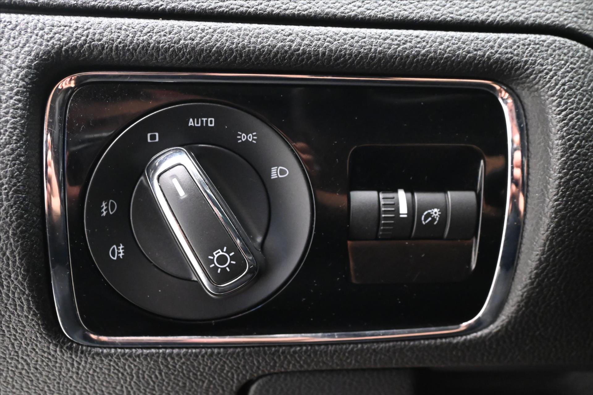 Main photo of the car Skoda Superb 2.0 TDI 125 kW Ambition Warranty up to 5 years (26)