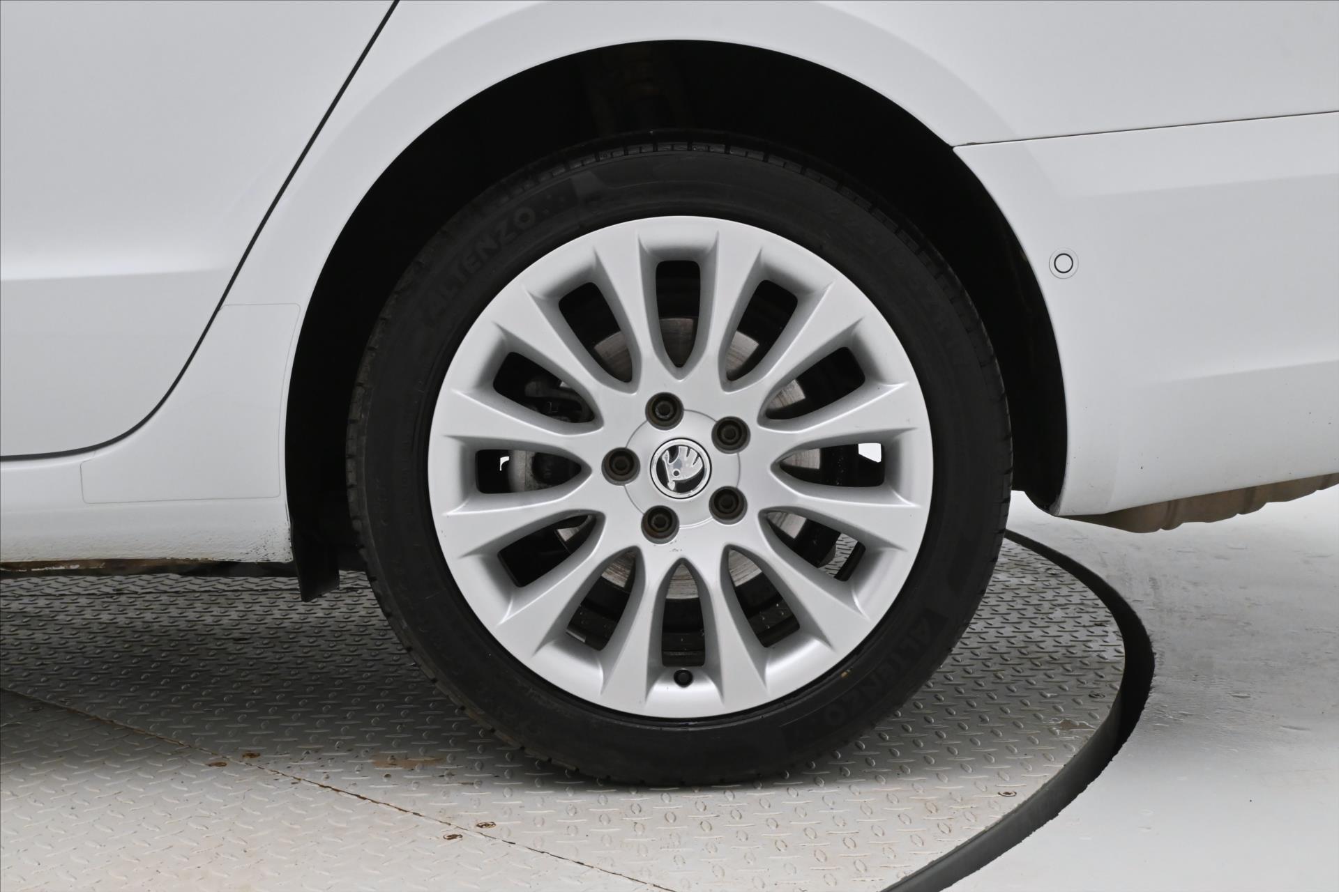 Main photo of the car Skoda Superb 2.0 TDI 125 kW Ambition Warranty up to 5 years (31)