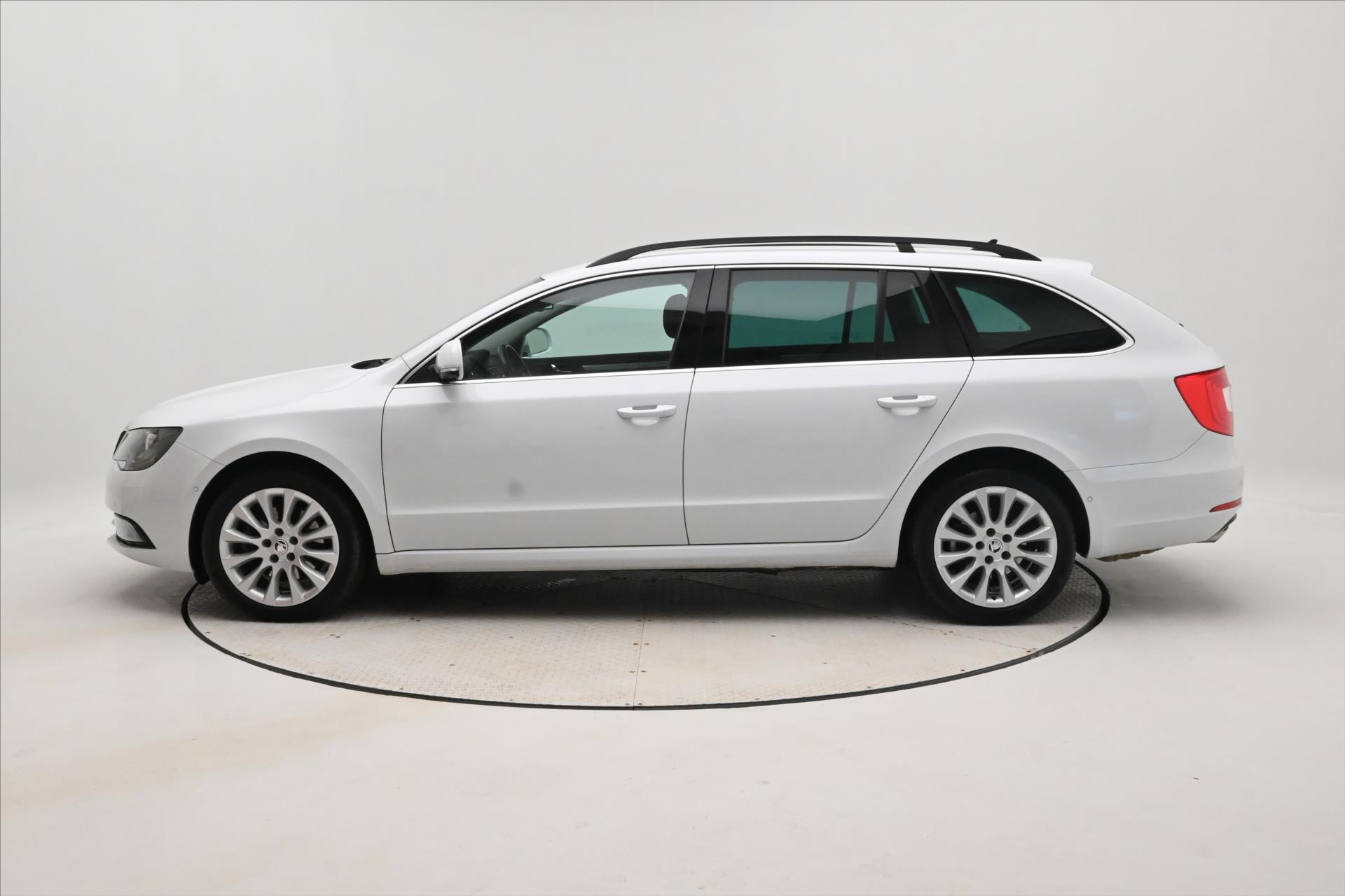 Main photo of the car Skoda Superb 2.0 TDI 125 kW Ambition Warranty up to 5 years (8)
