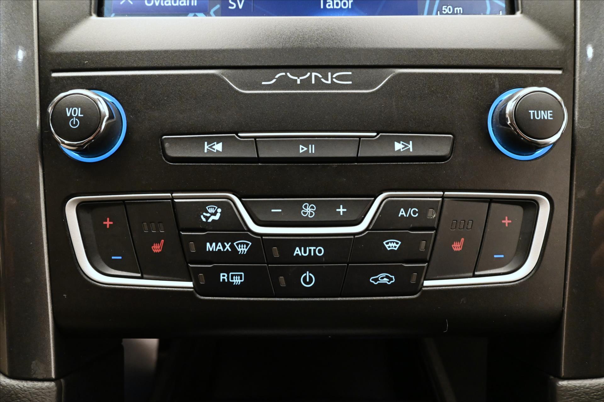 Hlavní fotografie vozu Ford Mondeo 2,0 EcoBlue 110 kW Titanium Záruka až 5 let (20)