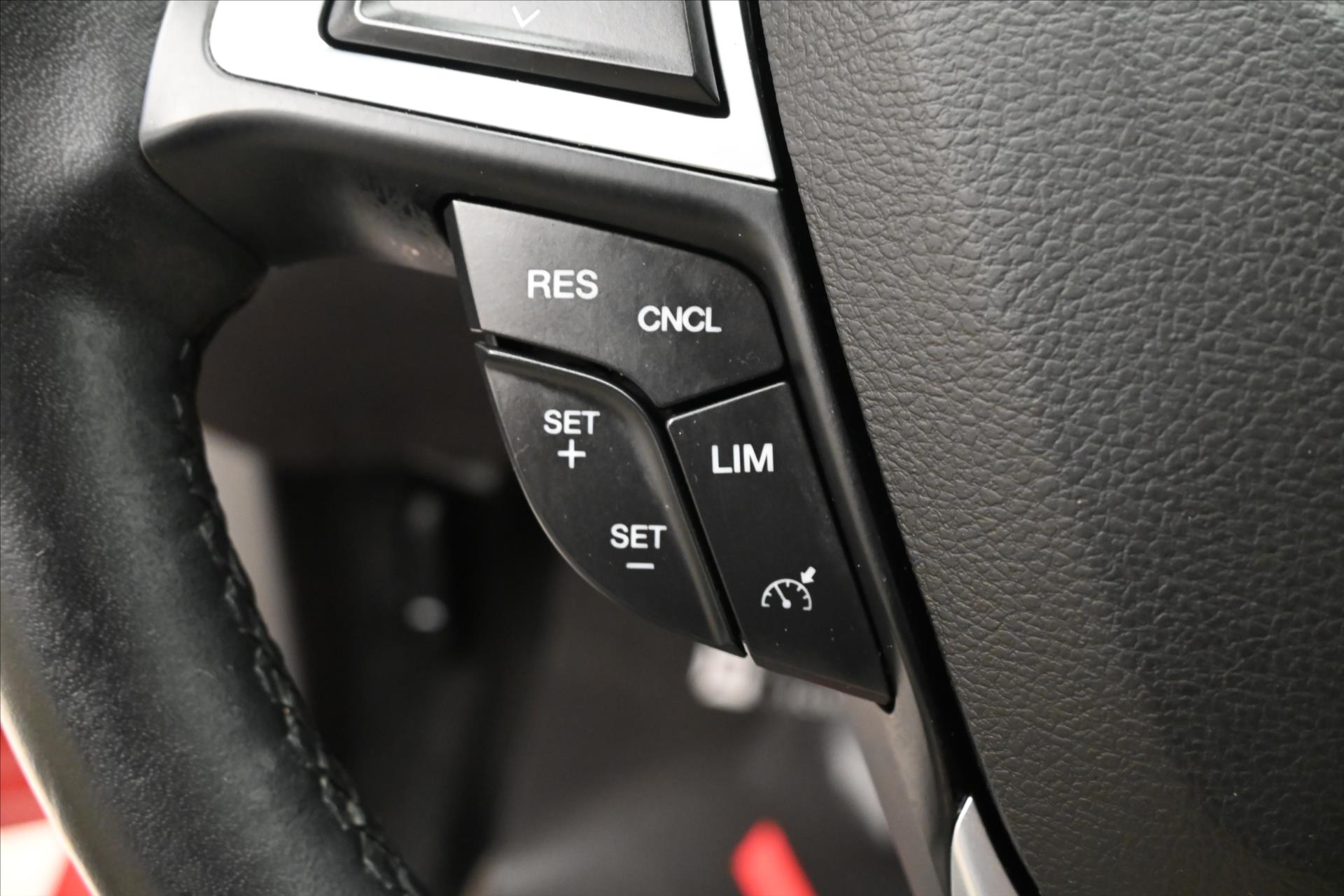 Hlavní fotografie vozu Ford Mondeo 2,0 EcoBlue 110 kW Titanium Záruka až 5 let (21)