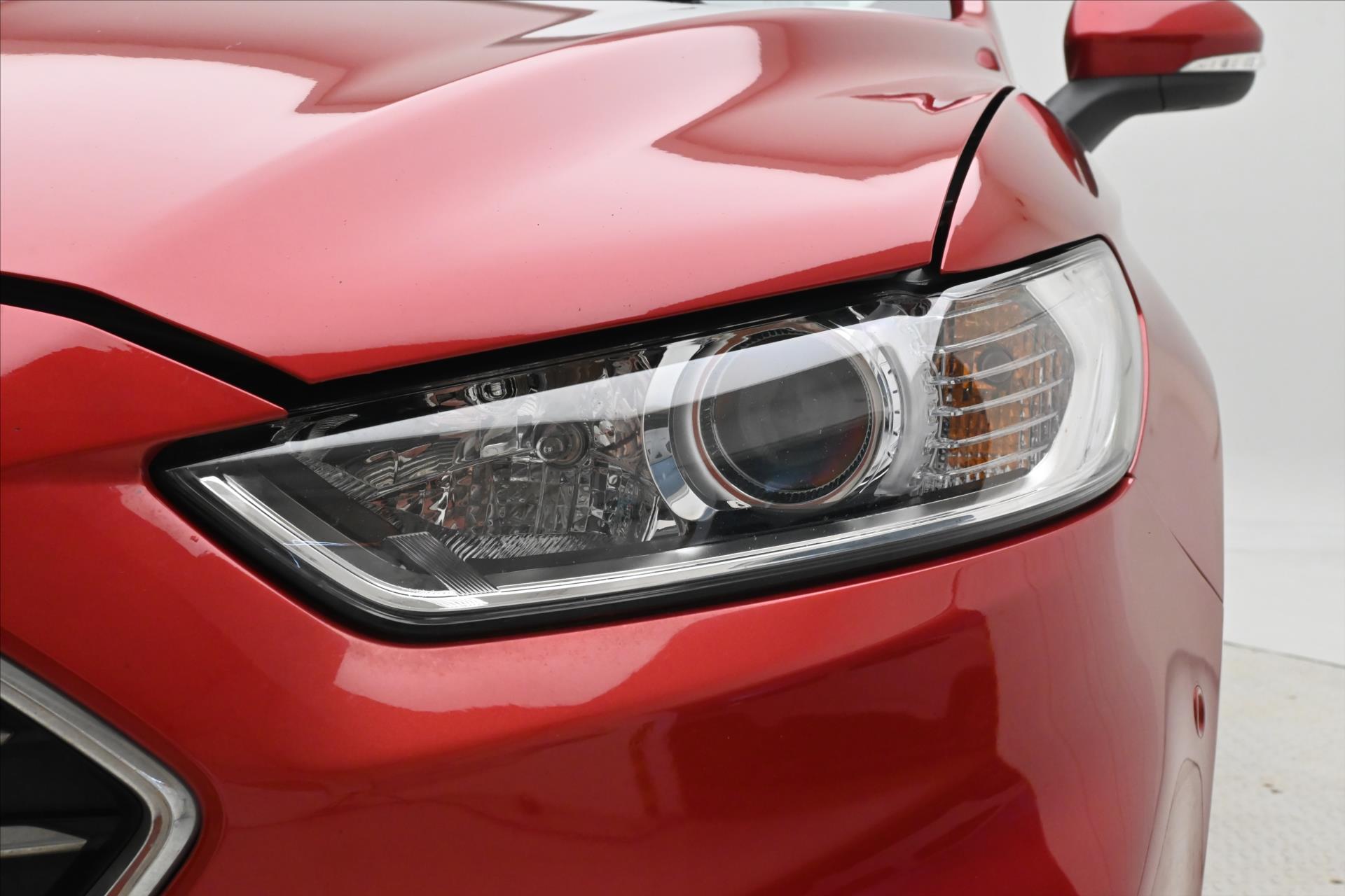 Hlavní fotografie vozu Ford Mondeo 2,0 EcoBlue 110 kW Titanium Záruka až 5 let (27)