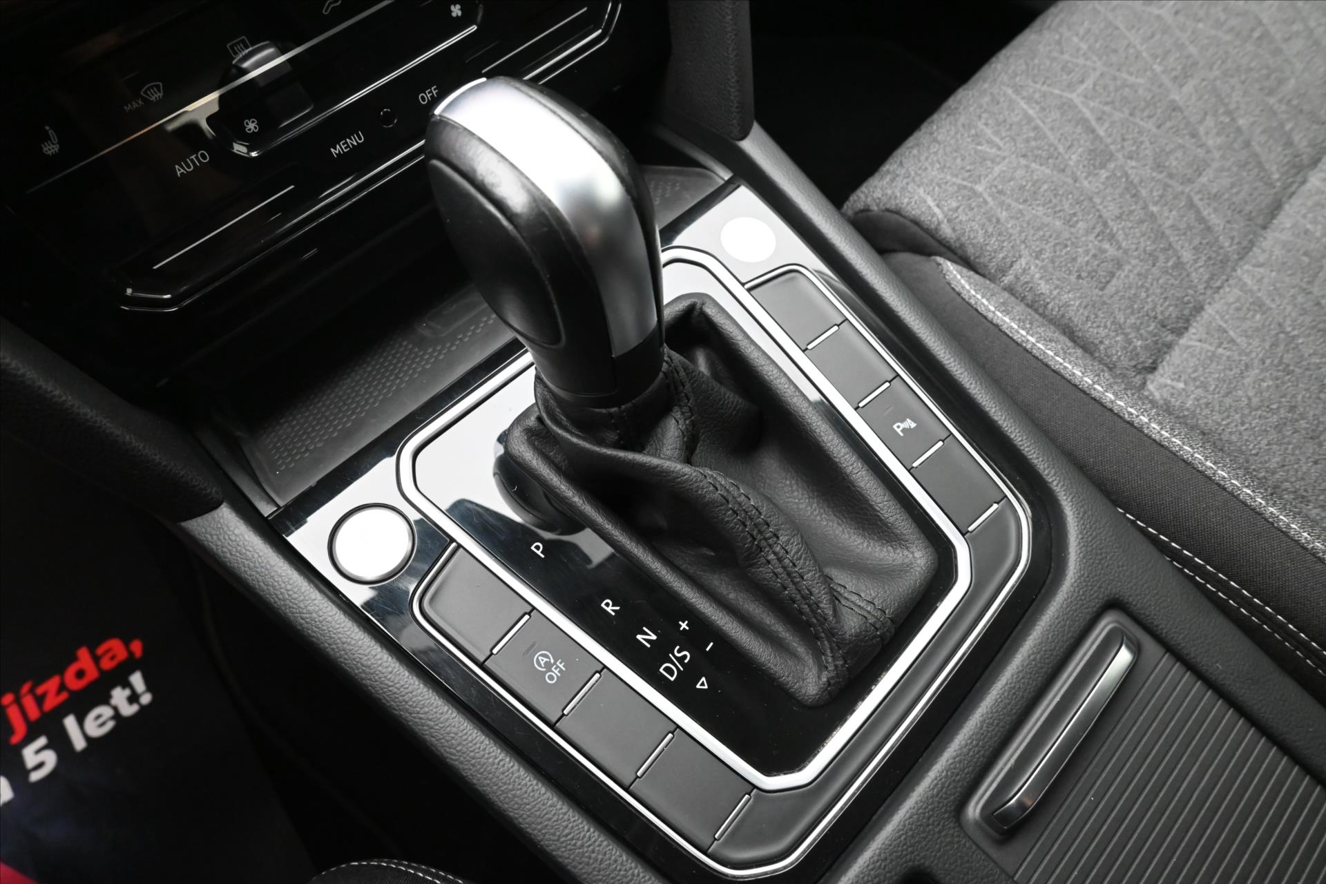 Hlavní fotografie vozu Volkswagen Passat 2,0 TDI 110 KW DSG Business Záruka až 5 let (23)