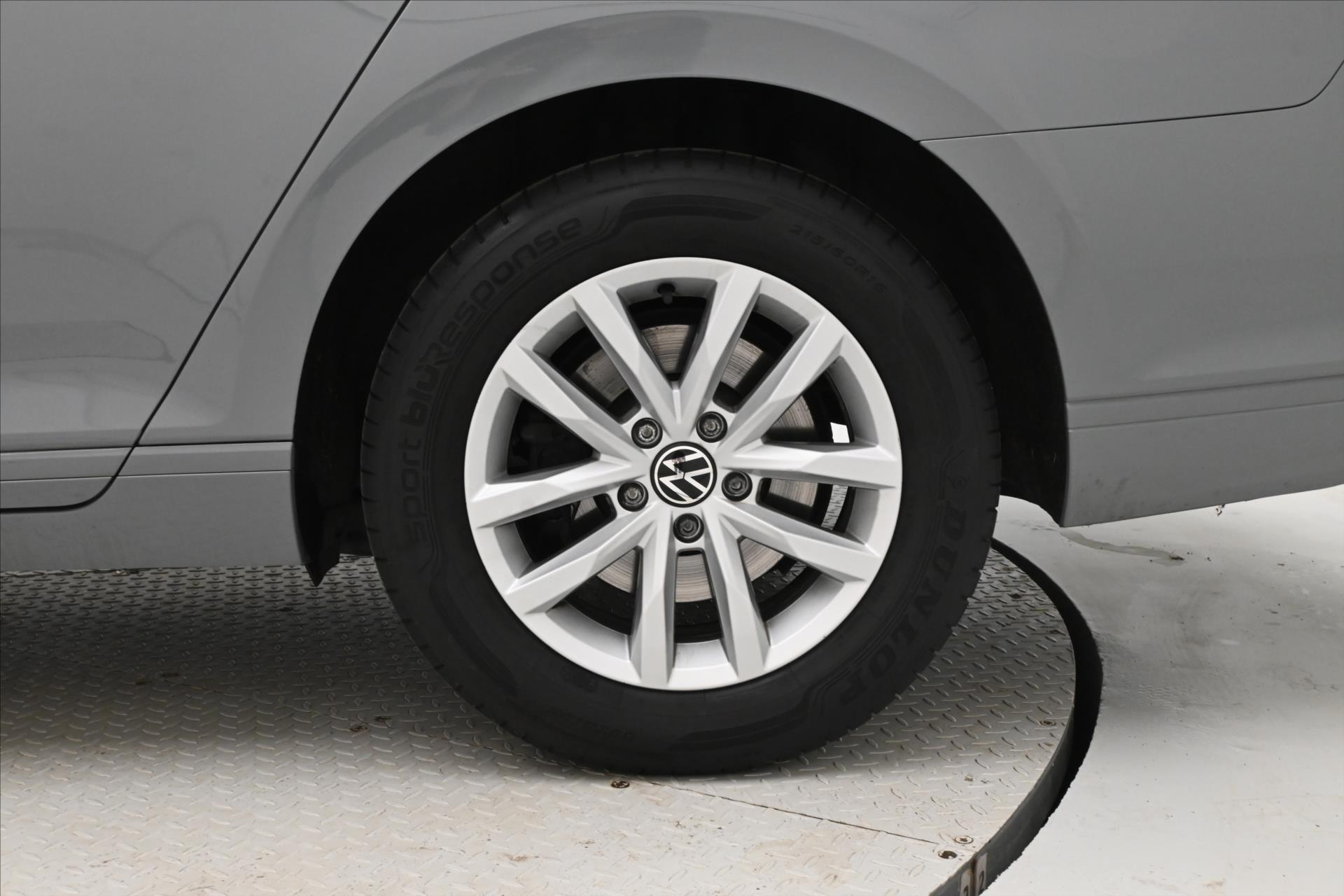 Hlavní fotografie vozu Volkswagen Passat 2,0 TDI 110 KW DSG Business Záruka až 5 let (32)