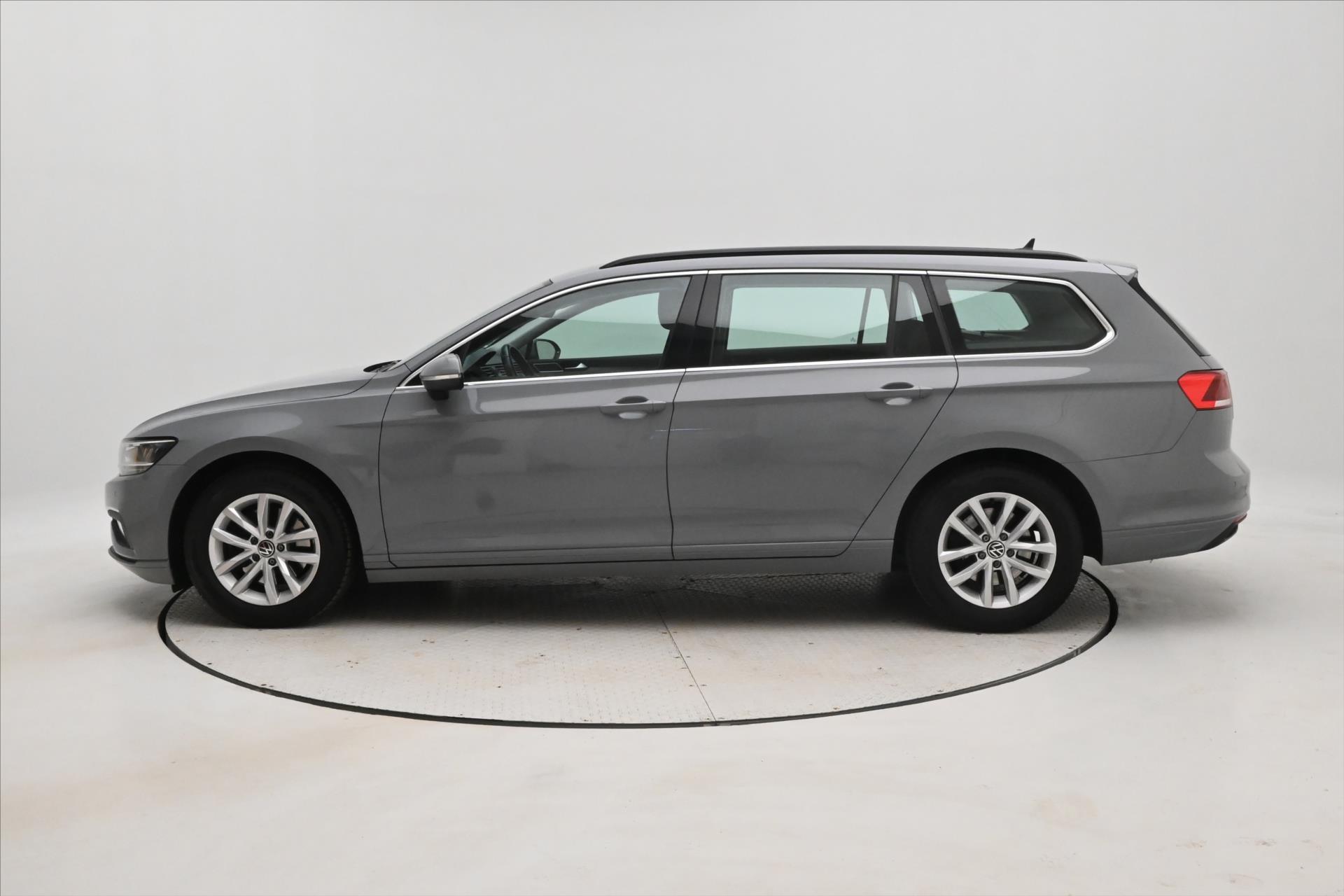 Hlavní fotografie vozu Volkswagen Passat 2,0 TDI 110 KW DSG Business Záruka až 5 let (8)