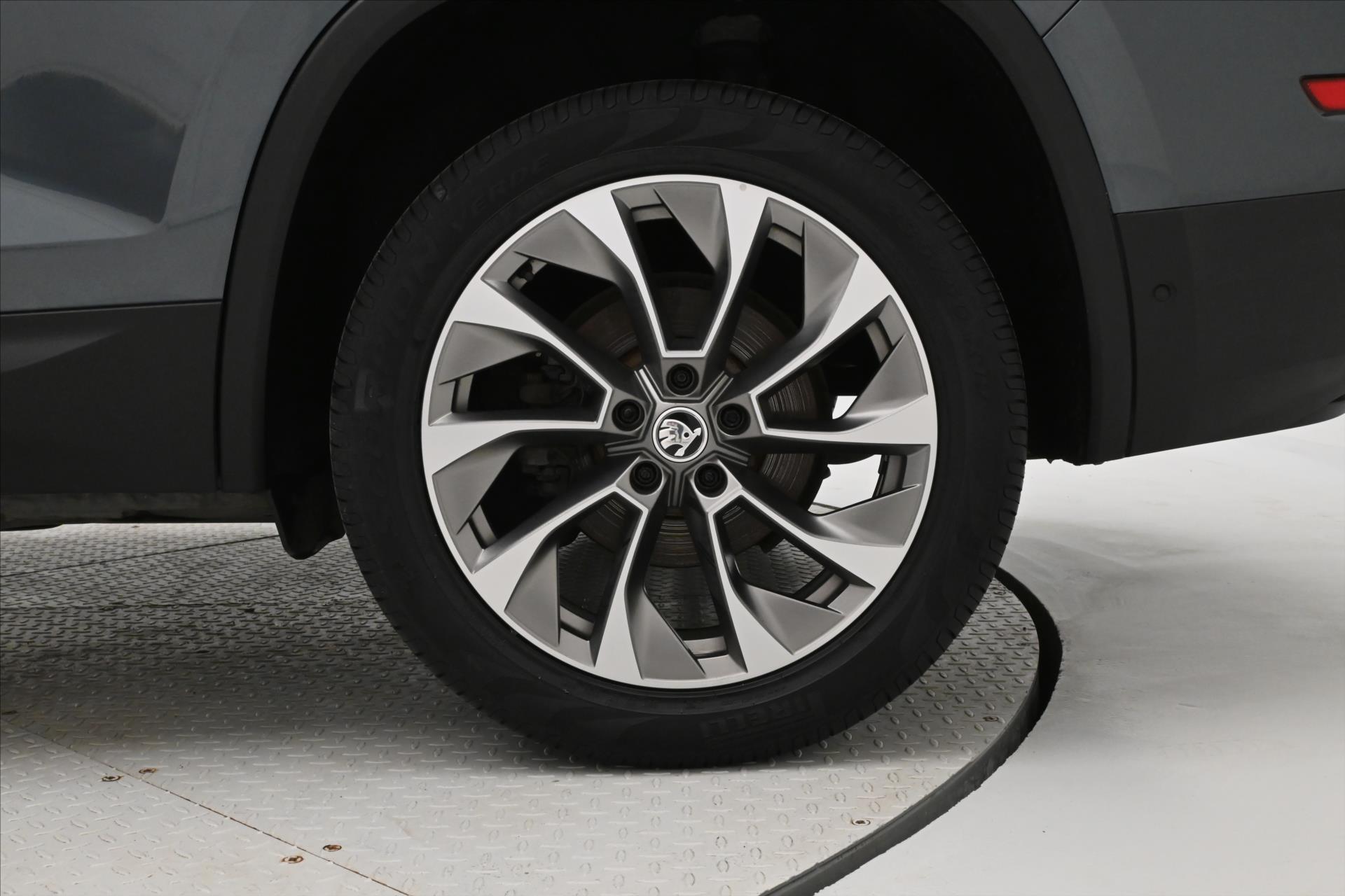 Hlavní fotografie vozu Škoda Kodiaq 2,0 TDI 147 kW 4x4 CLEVER Záruka až 5 let (33)