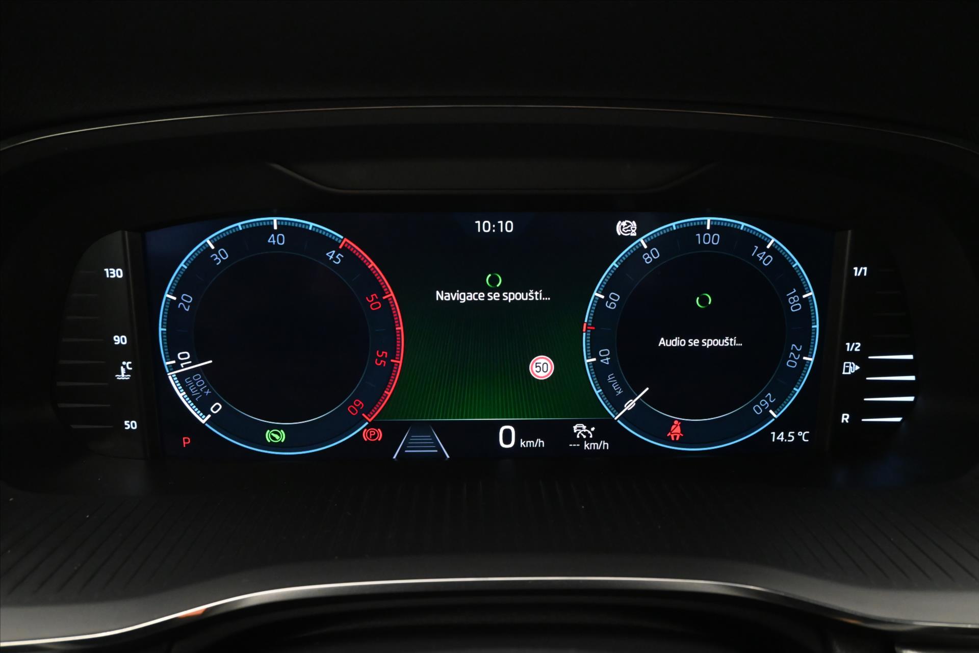 Hlavní fotografie vozu Škoda Octavia 2,0 TDI 110 kW DSG Style Záruka až 5 let (16)