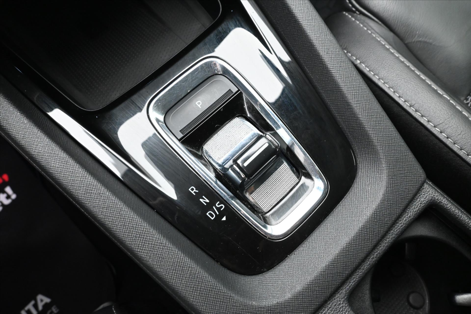 Hlavní fotografie vozu Škoda Octavia 2,0 TDI 110 kW DSG Style Záruka až 5 let (22)