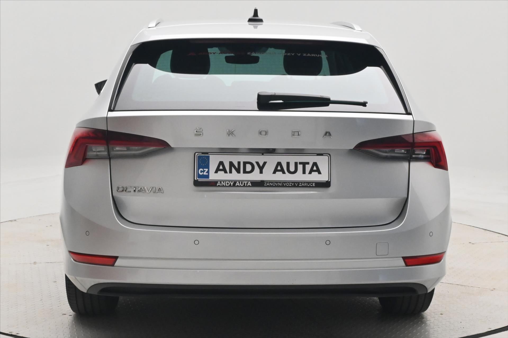 Hlavní fotografie vozu Škoda Octavia 2,0 TDI 110 kW DSG Style Záruka až 5 let (6)