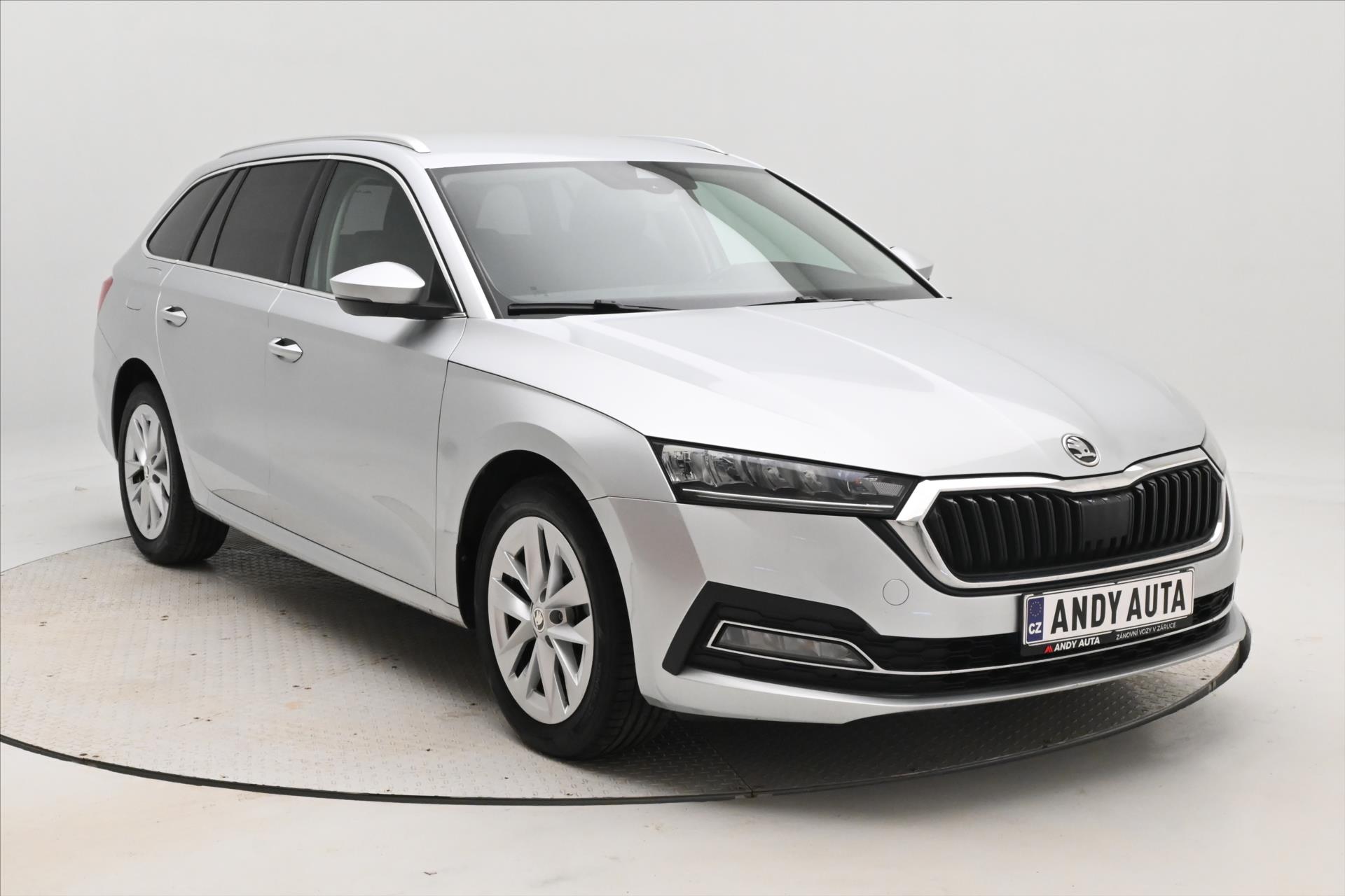 Hlavní fotografie vozu Škoda Octavia 2,0 TDI 110 kW DSG Style Záruka až 5 let (3)