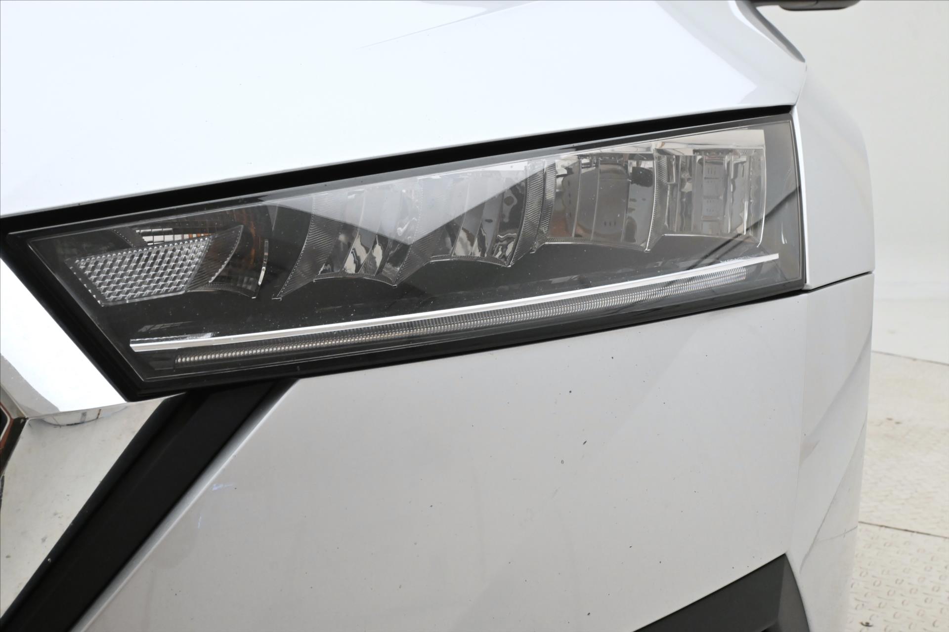 Hlavní fotografie vozu Škoda Octavia 2,0 TDI 110 kW DSG Style Záruka až 5 let (30)