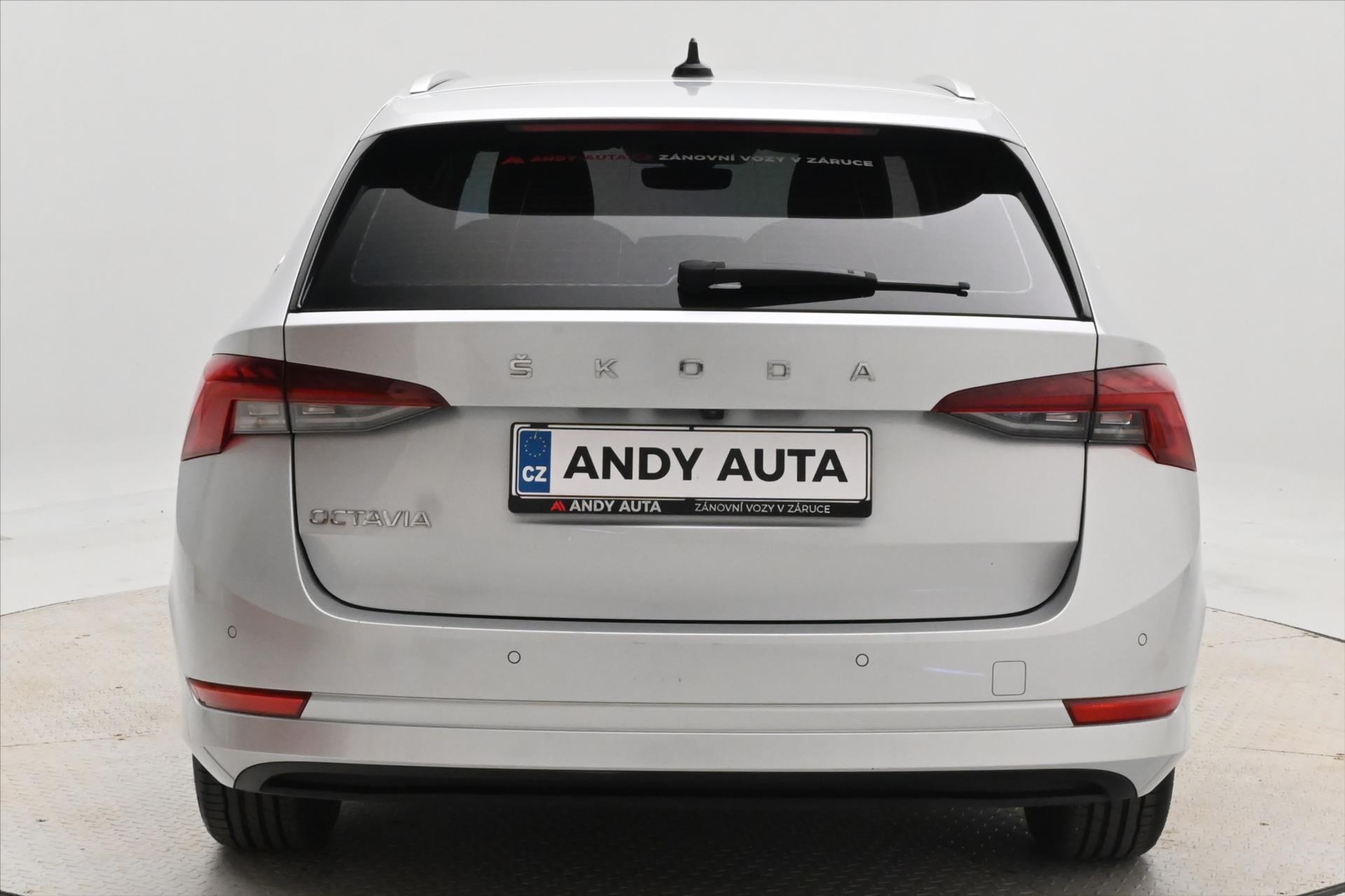 Hlavní fotografie vozu Škoda Octavia 2,0 TDI 110 kW DSG Style Záruka až 5 let (6)