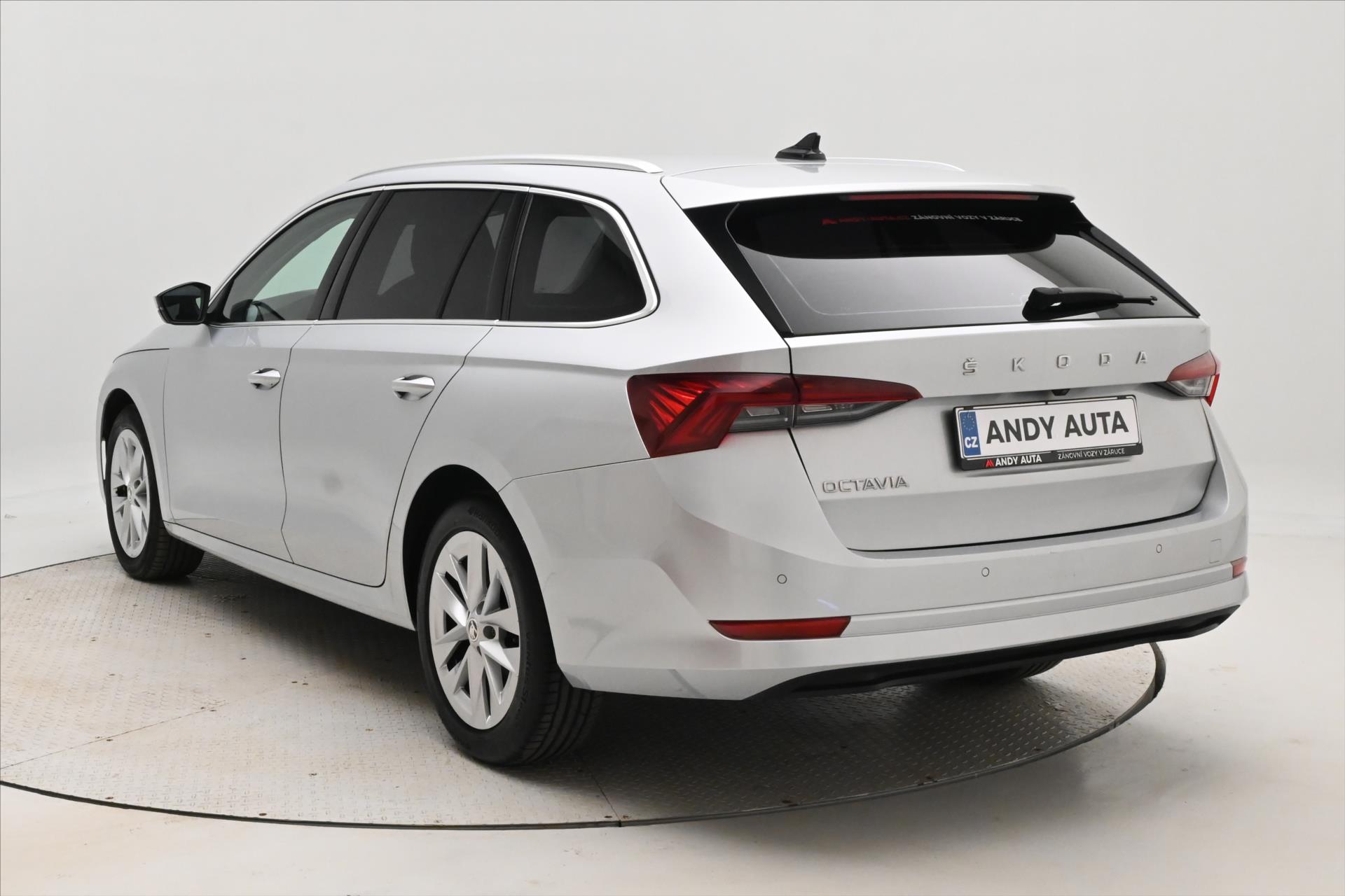 Hlavní fotografie vozu Škoda Octavia 2,0 TDI 110 kW DSG Style Záruka až 5 let (7)