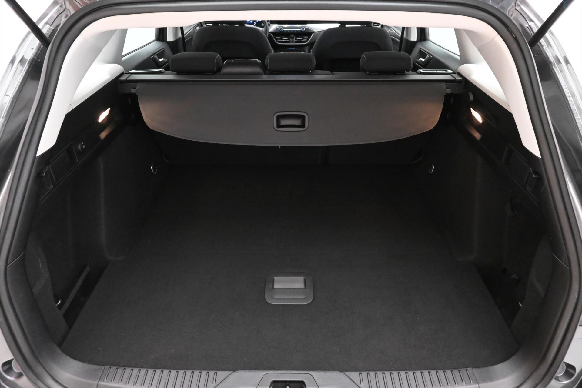 Hlavní fotografie vozu Ford Focus 1,5 Ecoblue 88 kW Záruka až 5 let (10)