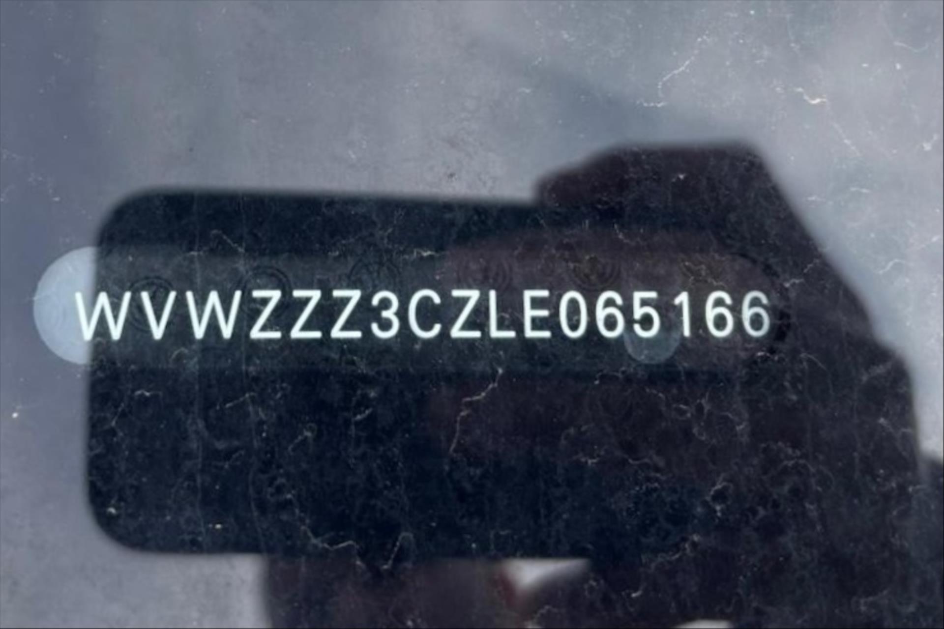 Hlavní fotografie vozu Volkswagen Passat 2,0 TDI 110 kW DSG Business VŮZ PŘIPRAVUJEME K PRODEJ (2)