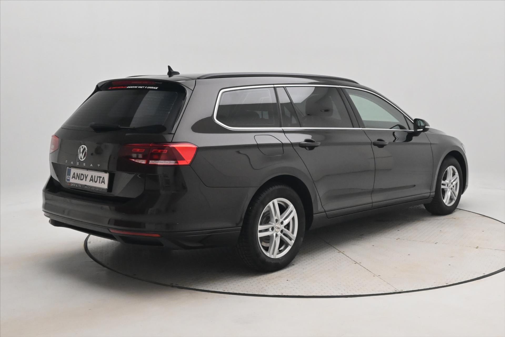 Hlavní fotografie vozu Volkswagen Passat 2,0 TDI 110 kW DSG Business Záruka až 5 let (5)