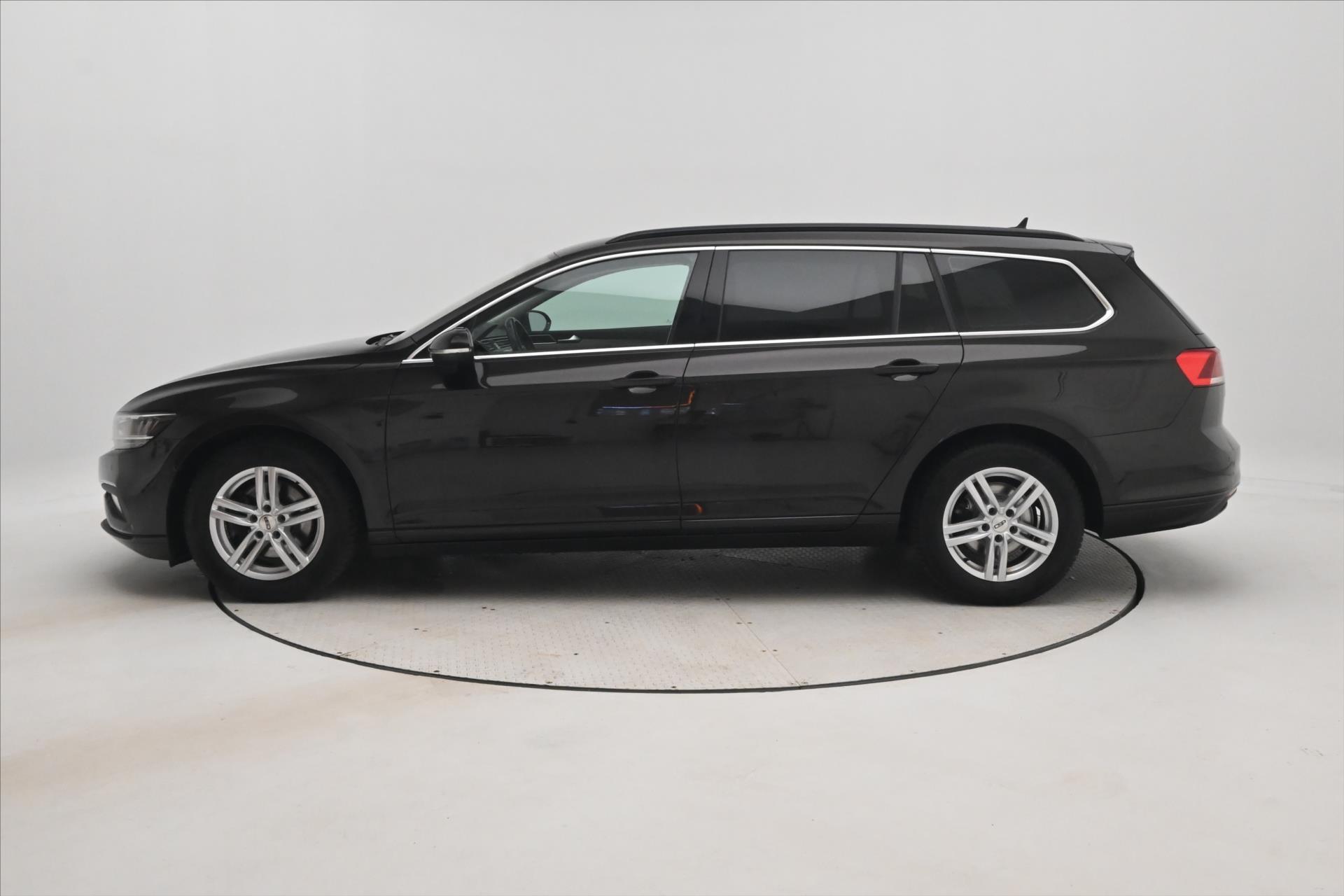 Main photo of the car Volkswagen Passat 2.0 TDI 110 kW DSG Business Warranty up to 5 years (9)