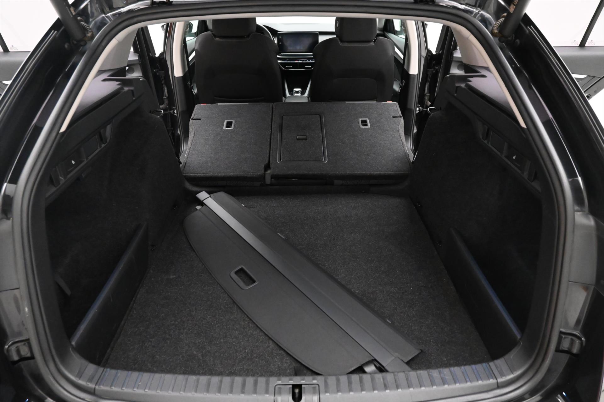 Hlavní fotografie vozu Škoda Octavia 2,0 TDI 110 kW DSG Style Záruka až 5 let (11)