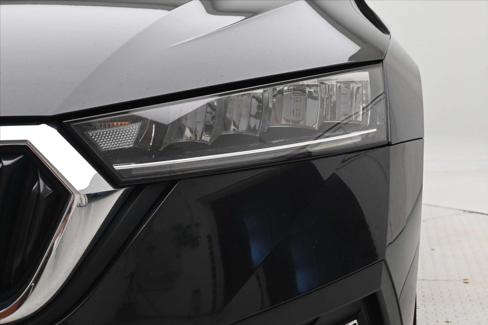 Hlavní fotografie vozu Škoda Octavia 2,0 TDI 110 kW DSG Style Záruka až 5 let (31)