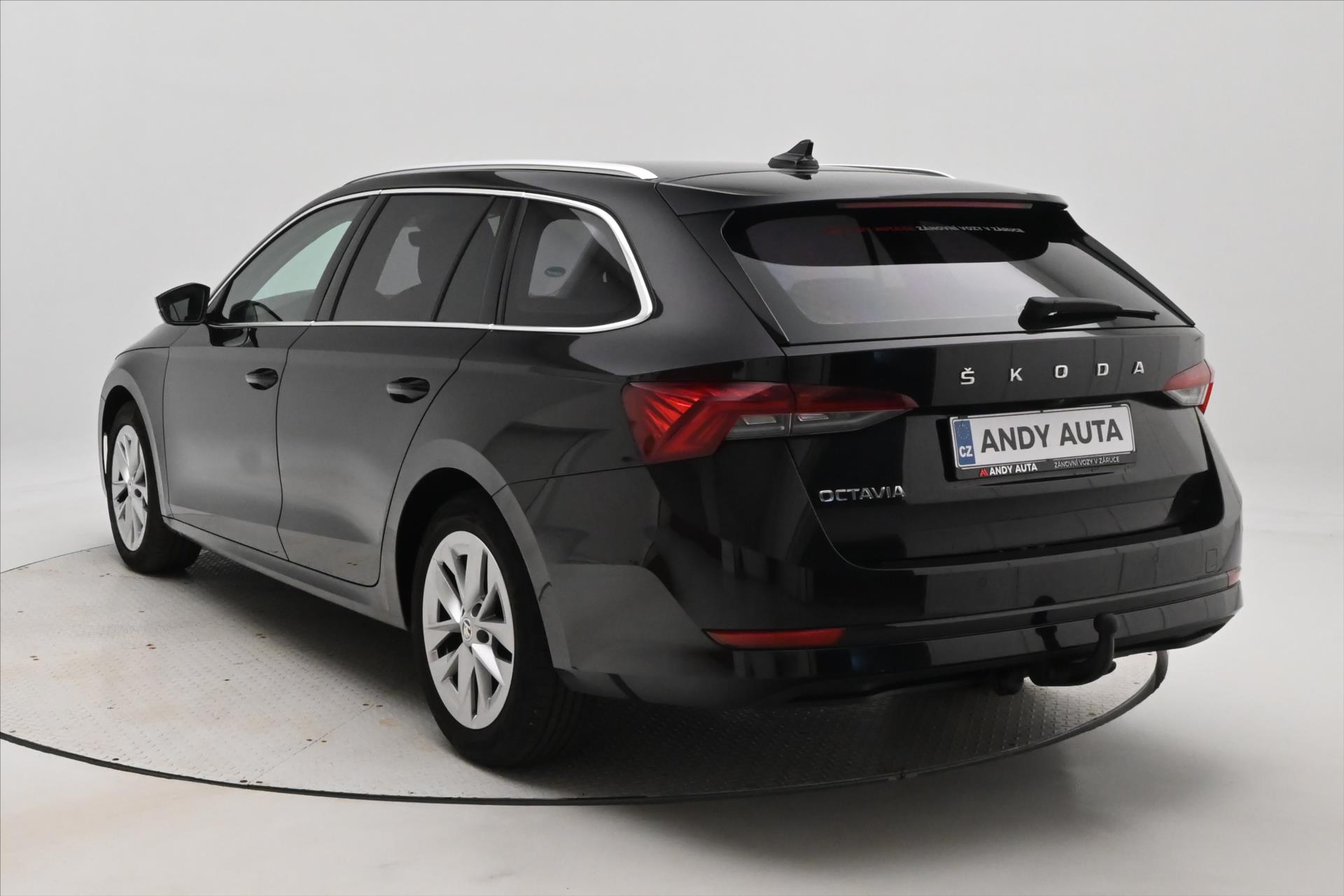 Hlavní fotografie vozu Škoda Octavia 2,0 TDI 110 kW DSG Style Záruka až 5 let (7)