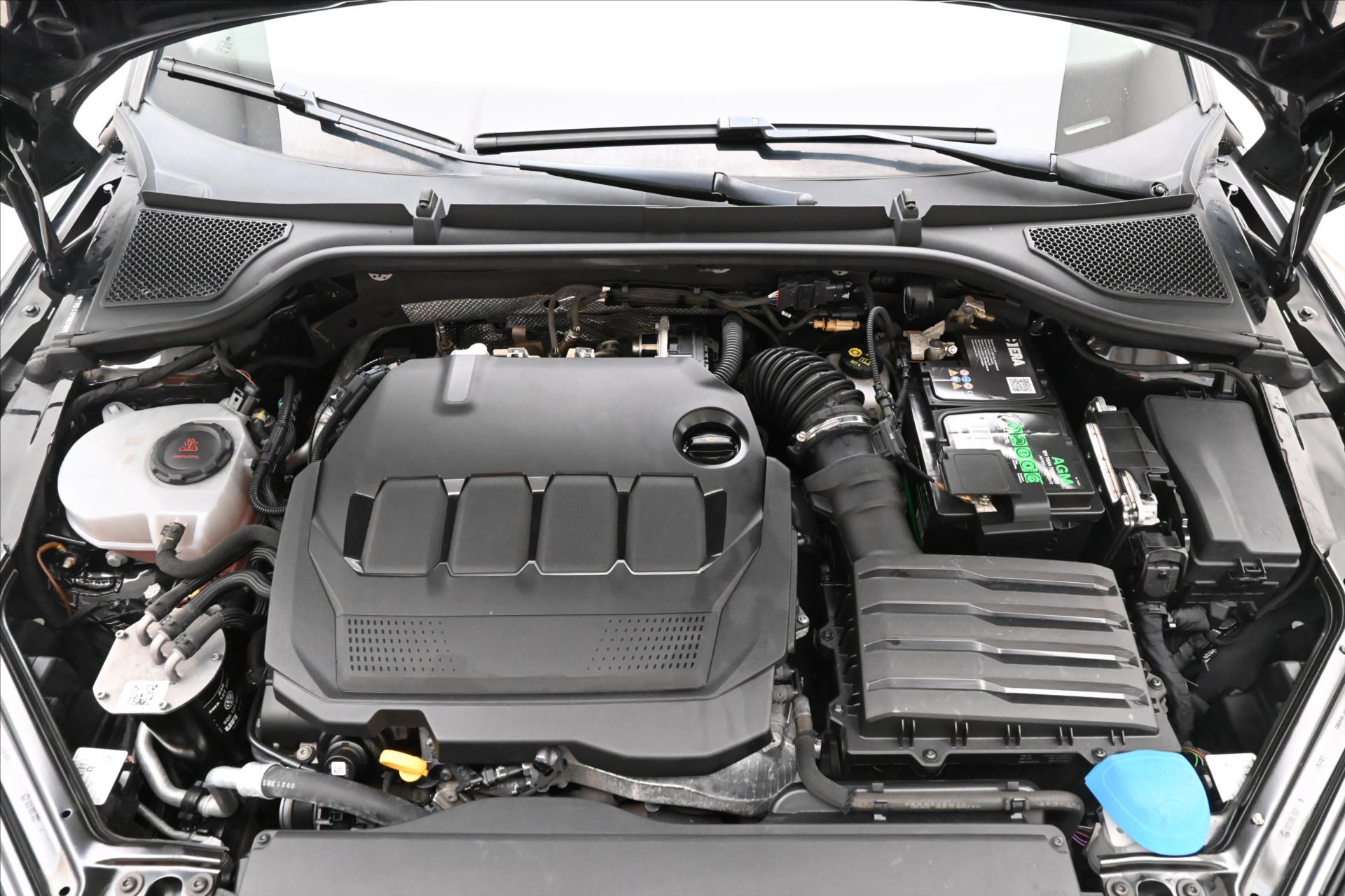 Hlavní fotografie vozu Škoda Octavia 2,0 TDI 110 kW DSG Style Záruka až 5 let (9)