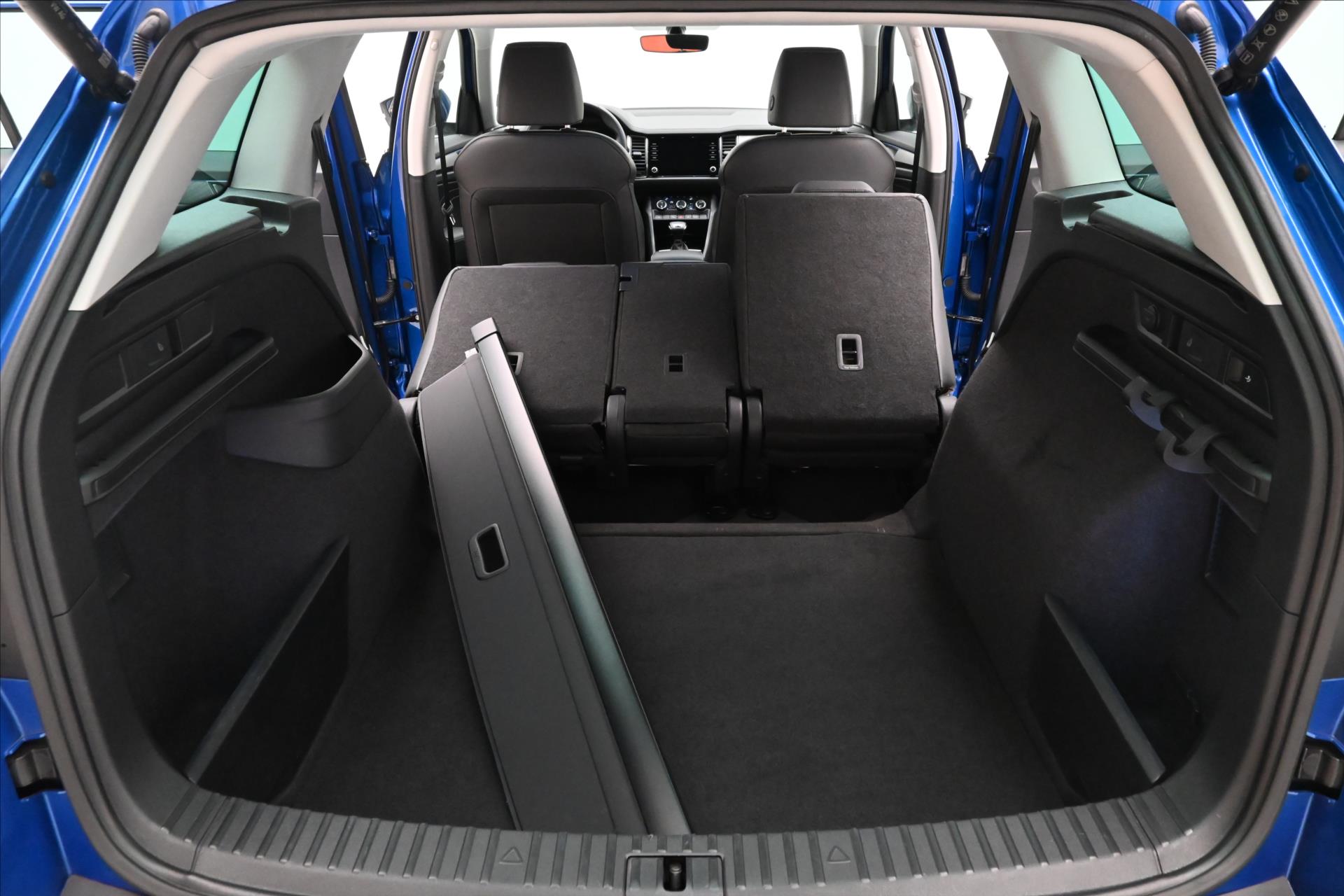 Hlavní fotografie vozu Škoda Kodiaq 2,0 TDI 110kW DSG STYLE Záruka až 5 let (11)