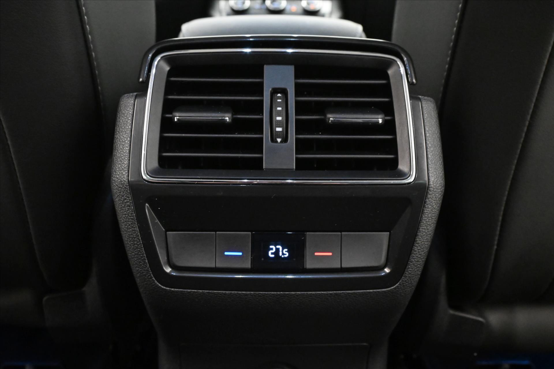 Hlavní fotografie vozu Škoda Kodiaq 2,0 TDI 110kW DSG STYLE Záruka až 5 let (22)