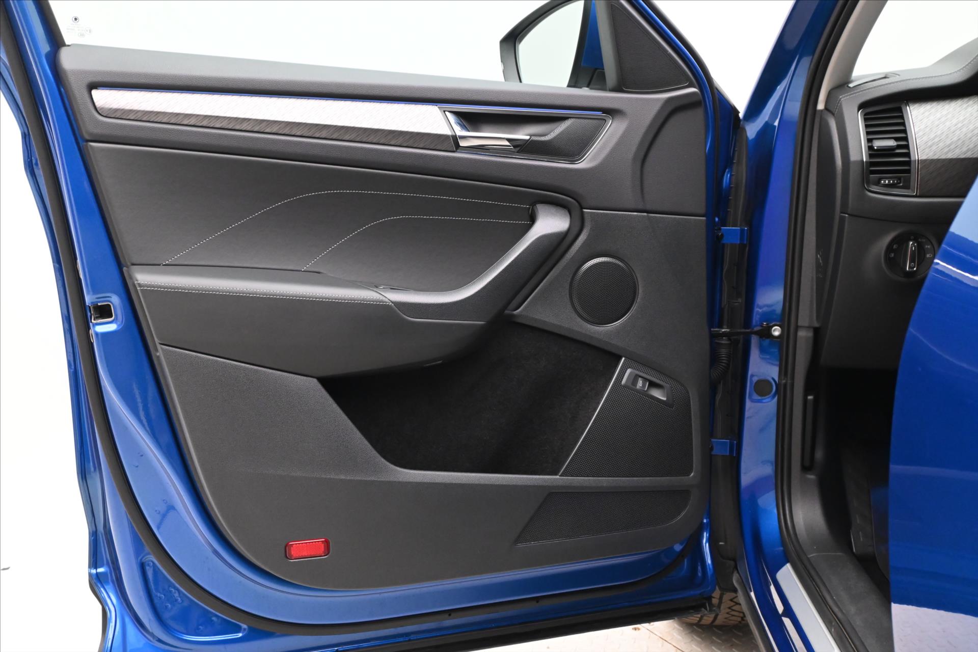 Hlavní fotografie vozu Škoda Kodiaq 2,0 TDI 110kW DSG STYLE Záruka až 5 let (25)