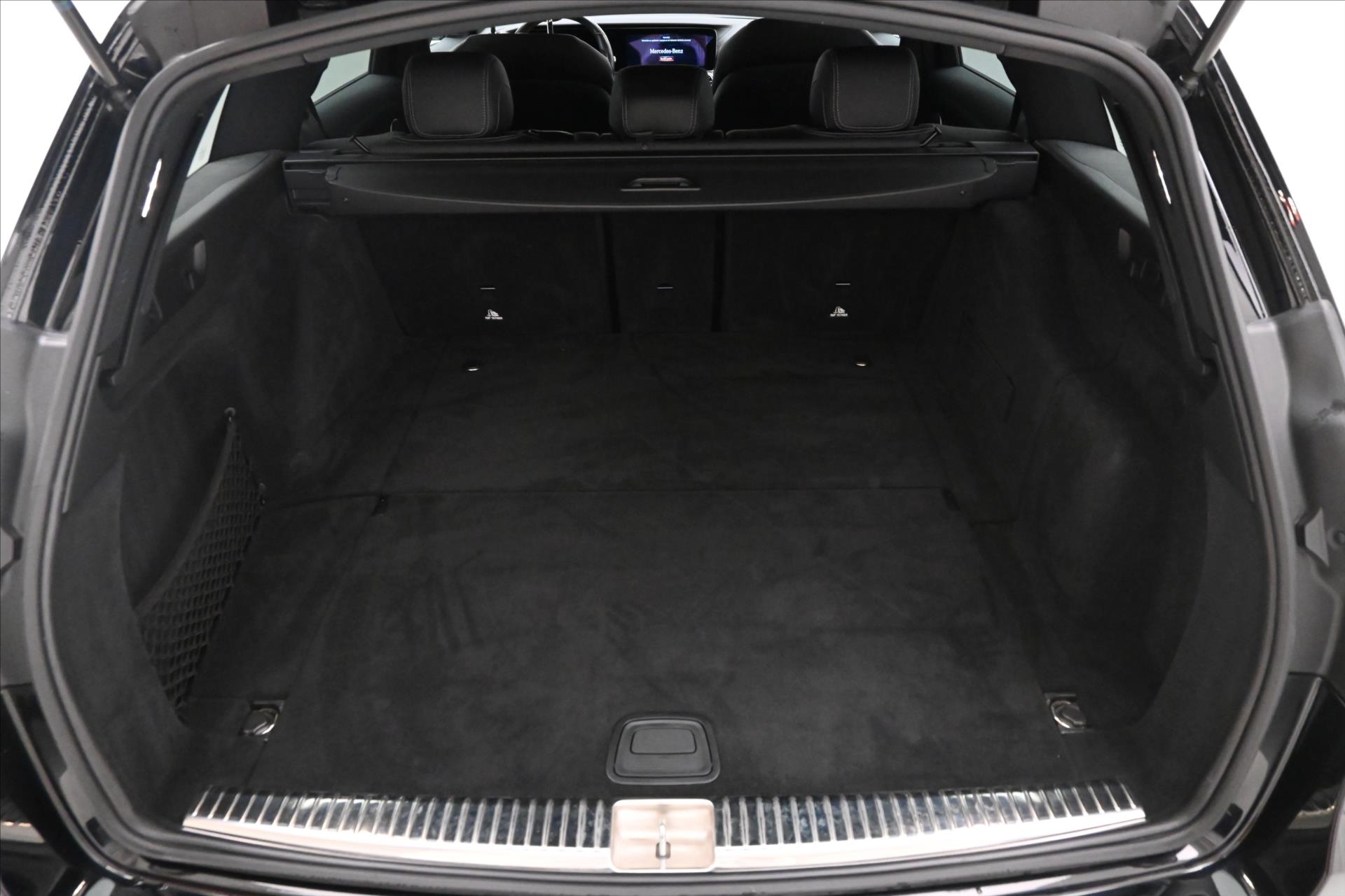 Hlavní fotografie vozu Mercedes-Benz Třídy E 2,0 220D 147kW 9G-TRONIC Záruka až 5 let (10)